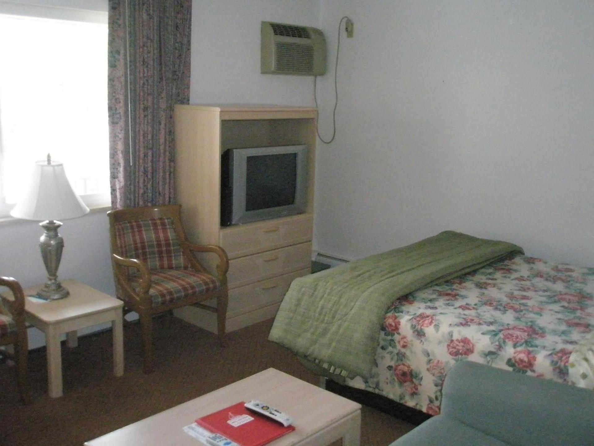 Mel Haven Motel photo 23