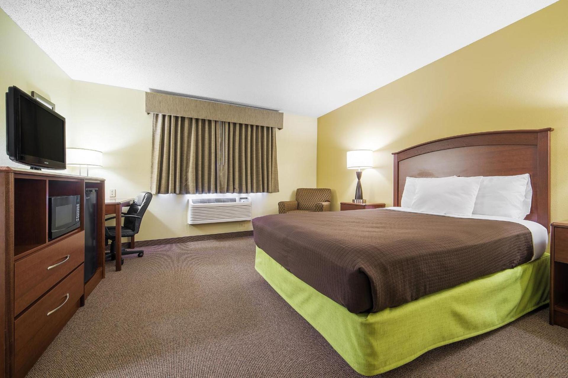AmericInn by Wyndham Sioux Falls photo 6