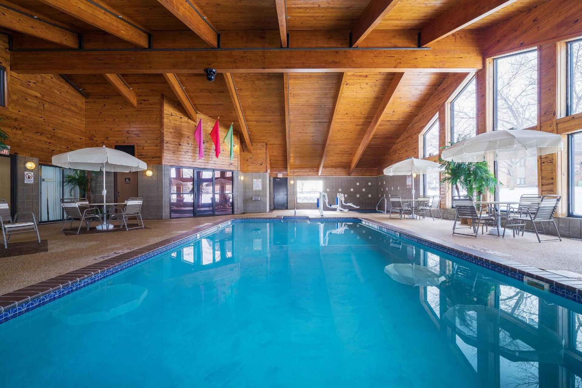 AmericInn by Wyndham Sioux Falls photo 9