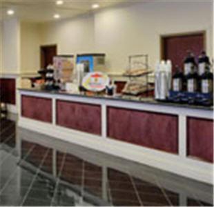 Super 8 by Wyndham Danville photo 36