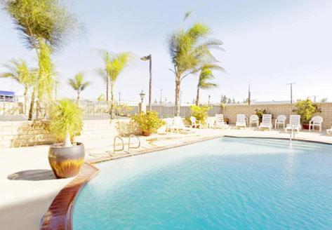 Americas Best Value Inn & Suites - Fontana photo 32