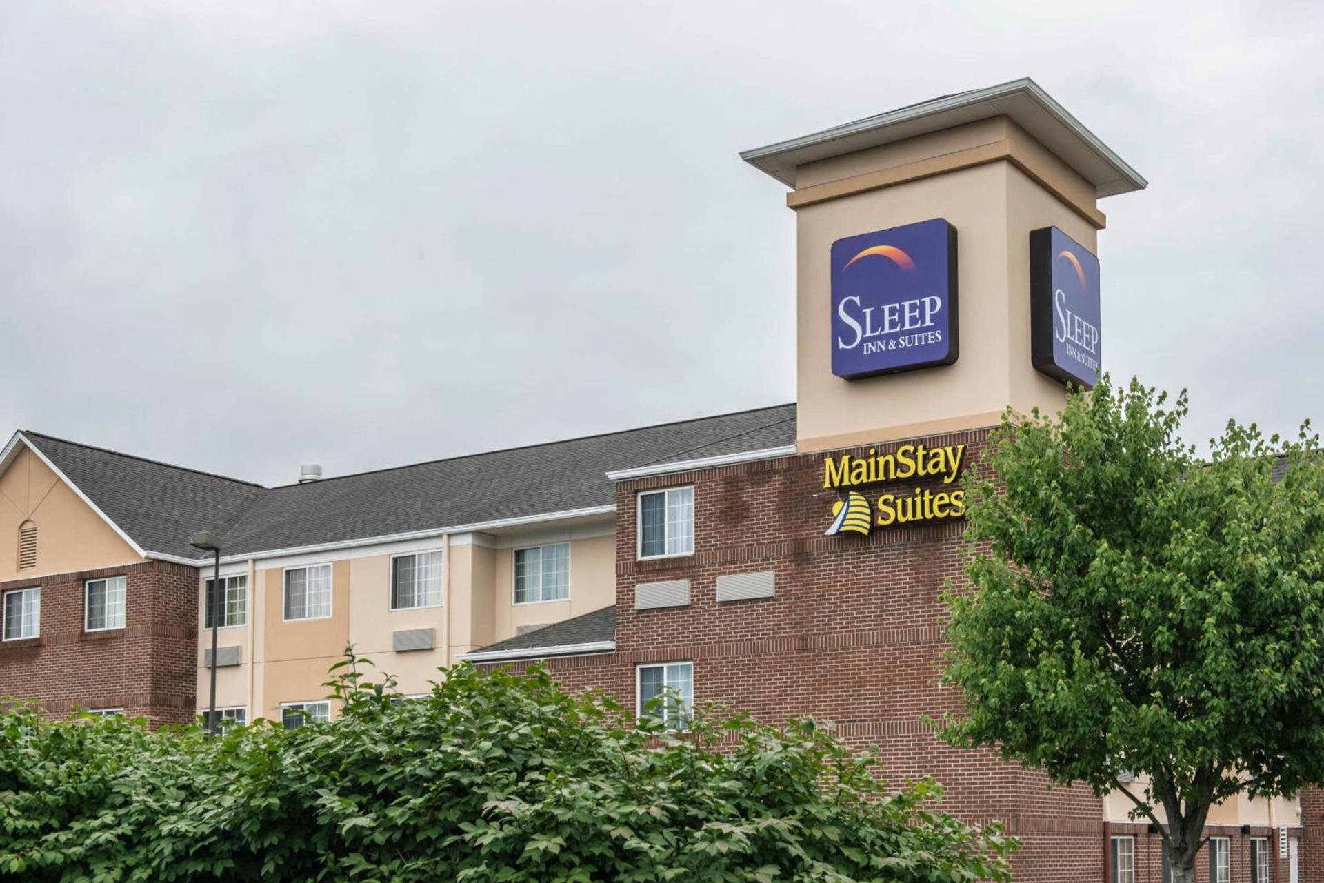 MainStay Suites Pittsburgh Airport photo 9