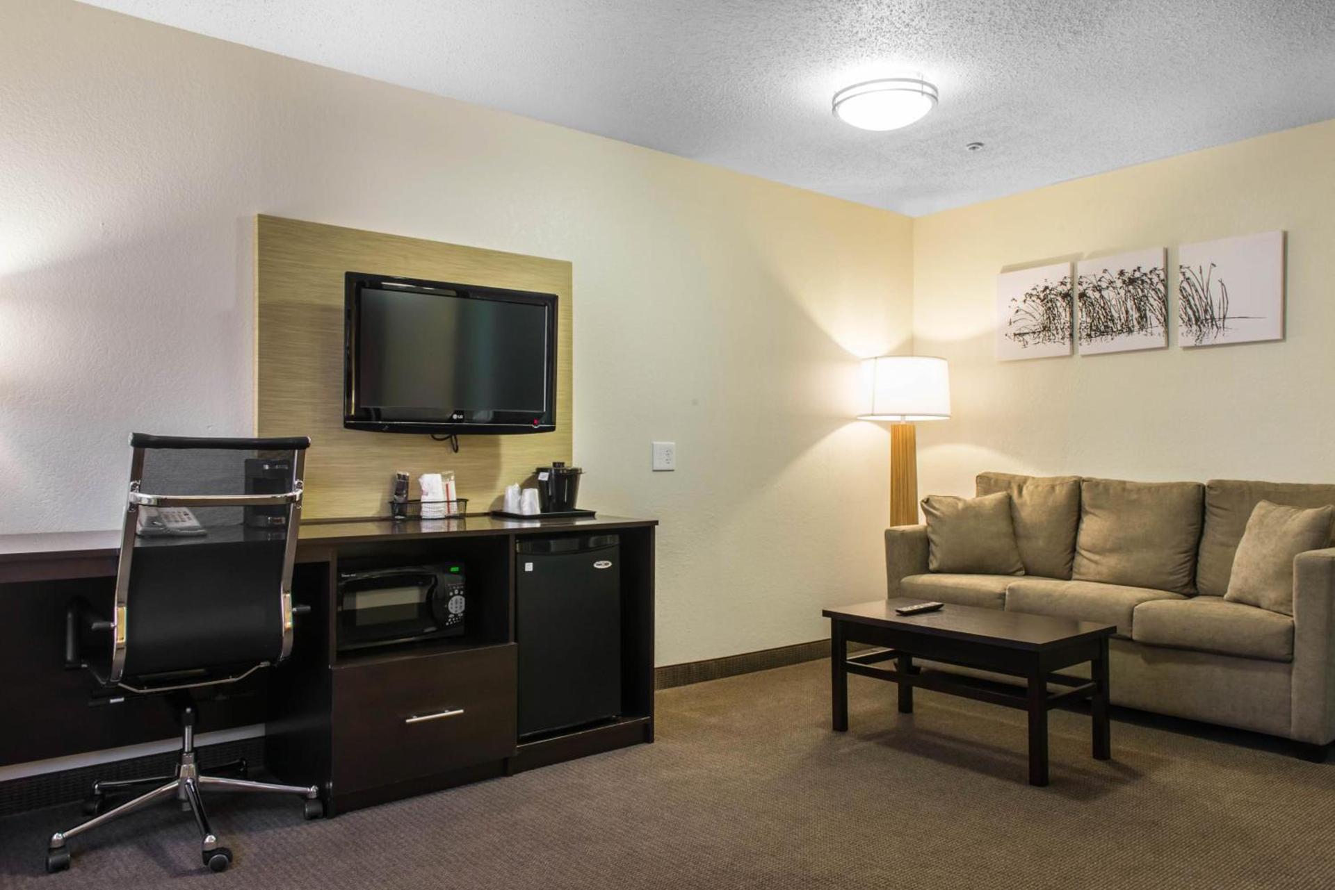 MainStay Suites Pittsburgh Airport photo 5