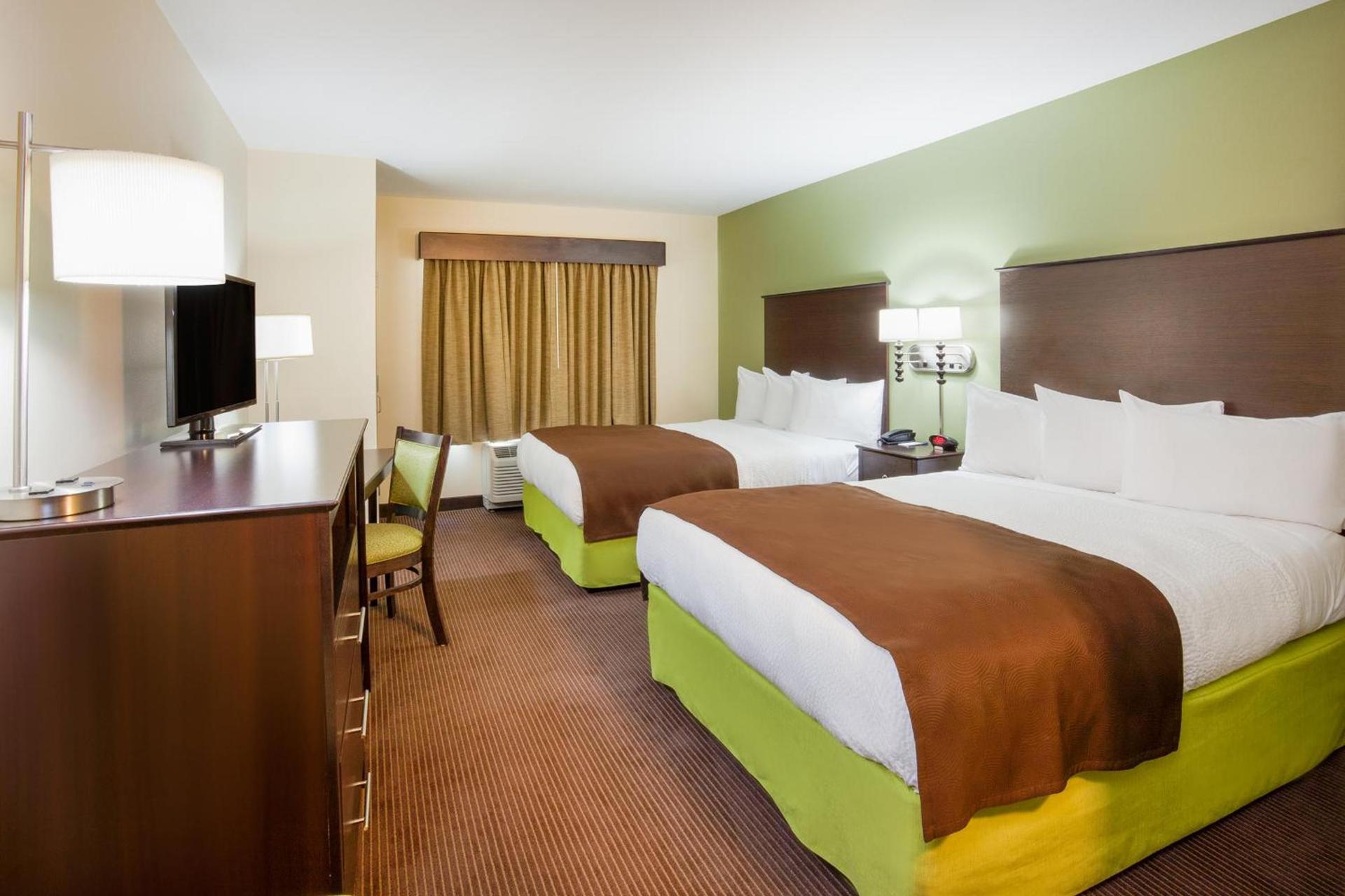 AmericInn by Wyndham Hartford SD photo 46