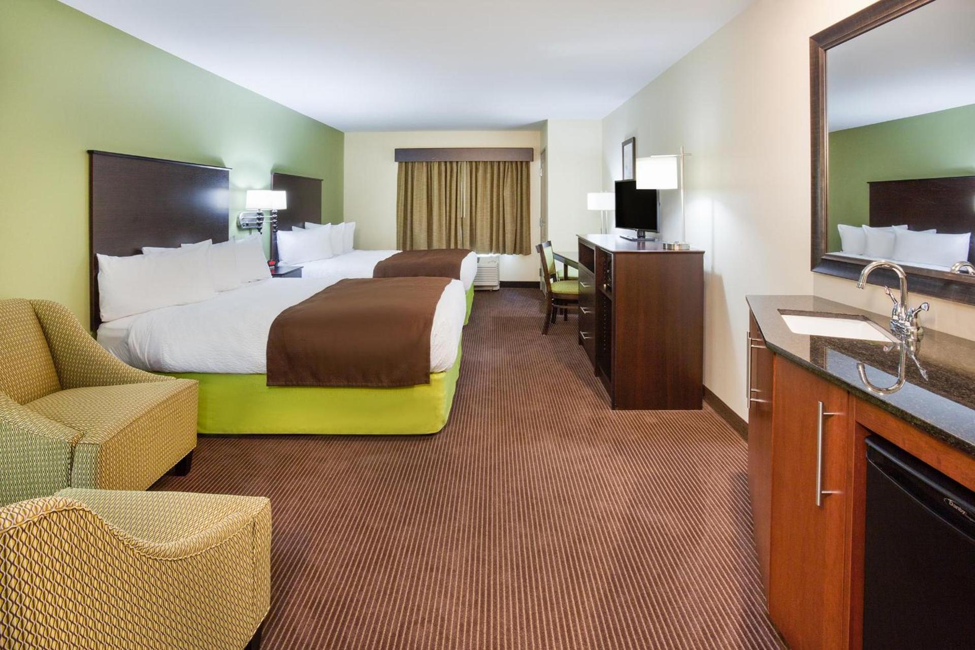 AmericInn by Wyndham Hartford SD photo 45