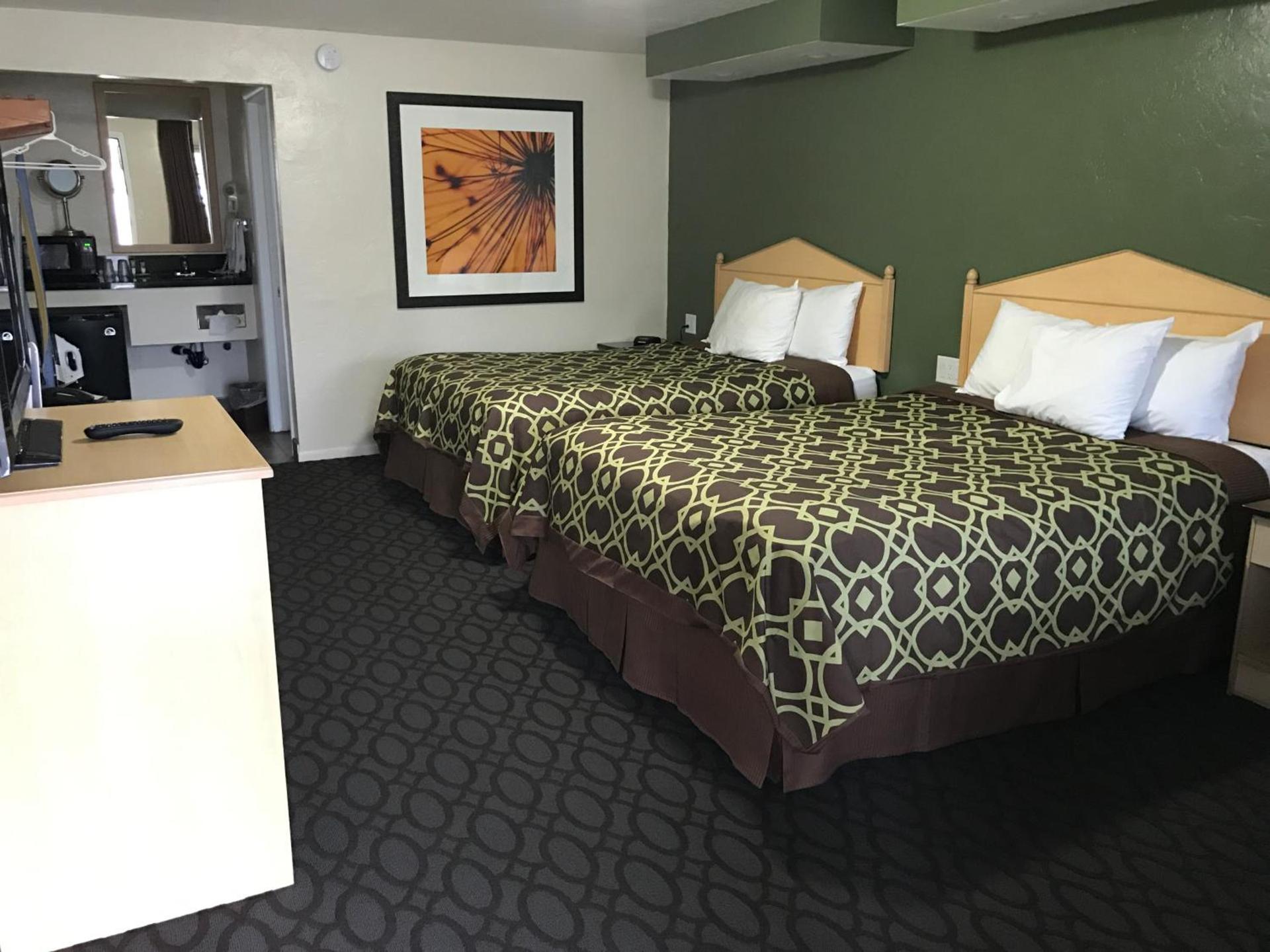 Downtown Inn photo 9