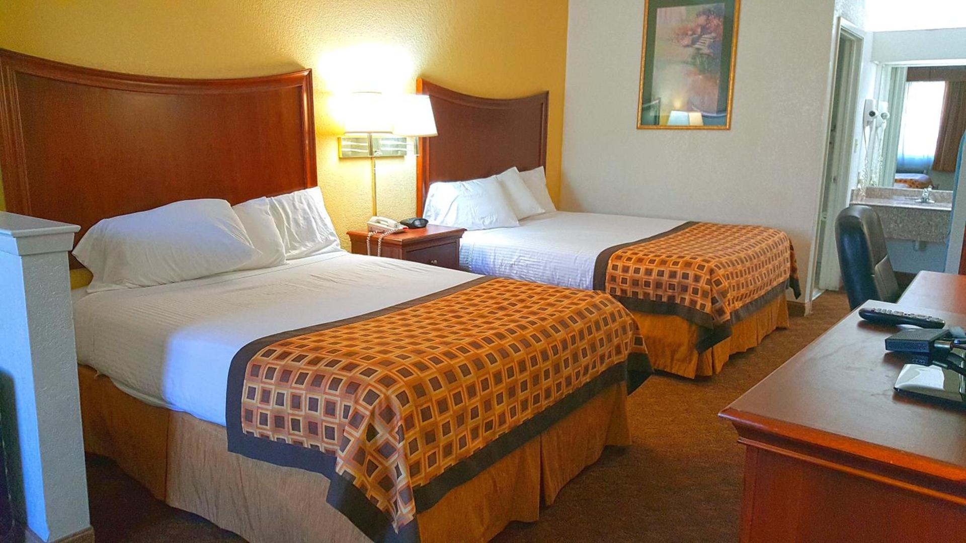 Americas Best Value Inn & Suites Fort Worth South photo 12