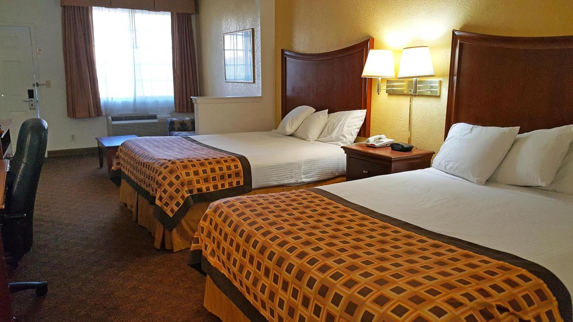 Americas Best Value Inn & Suites Fort Worth South photo 5