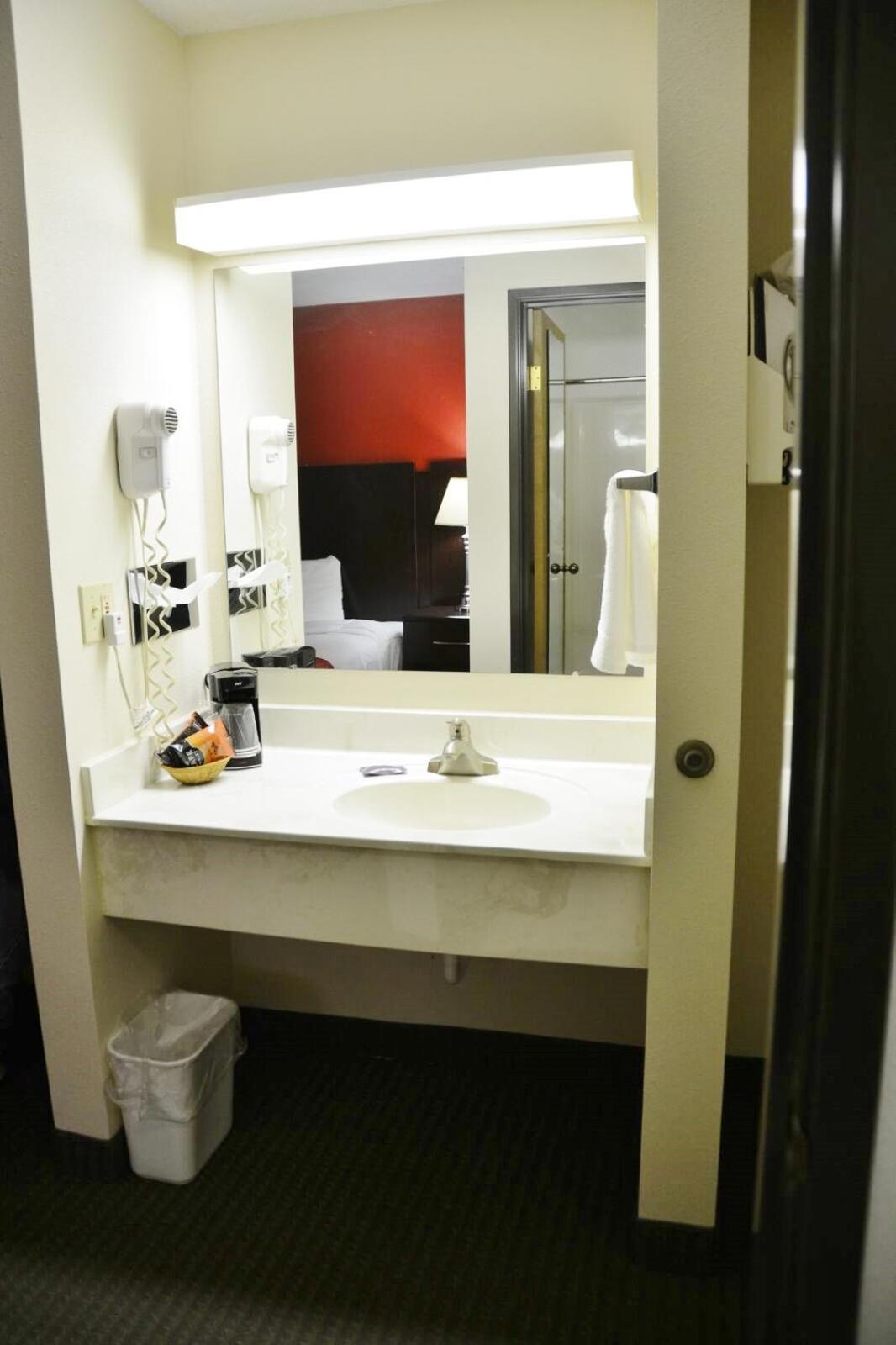 Country Hearth Inn & Suites - Kenton photo 20