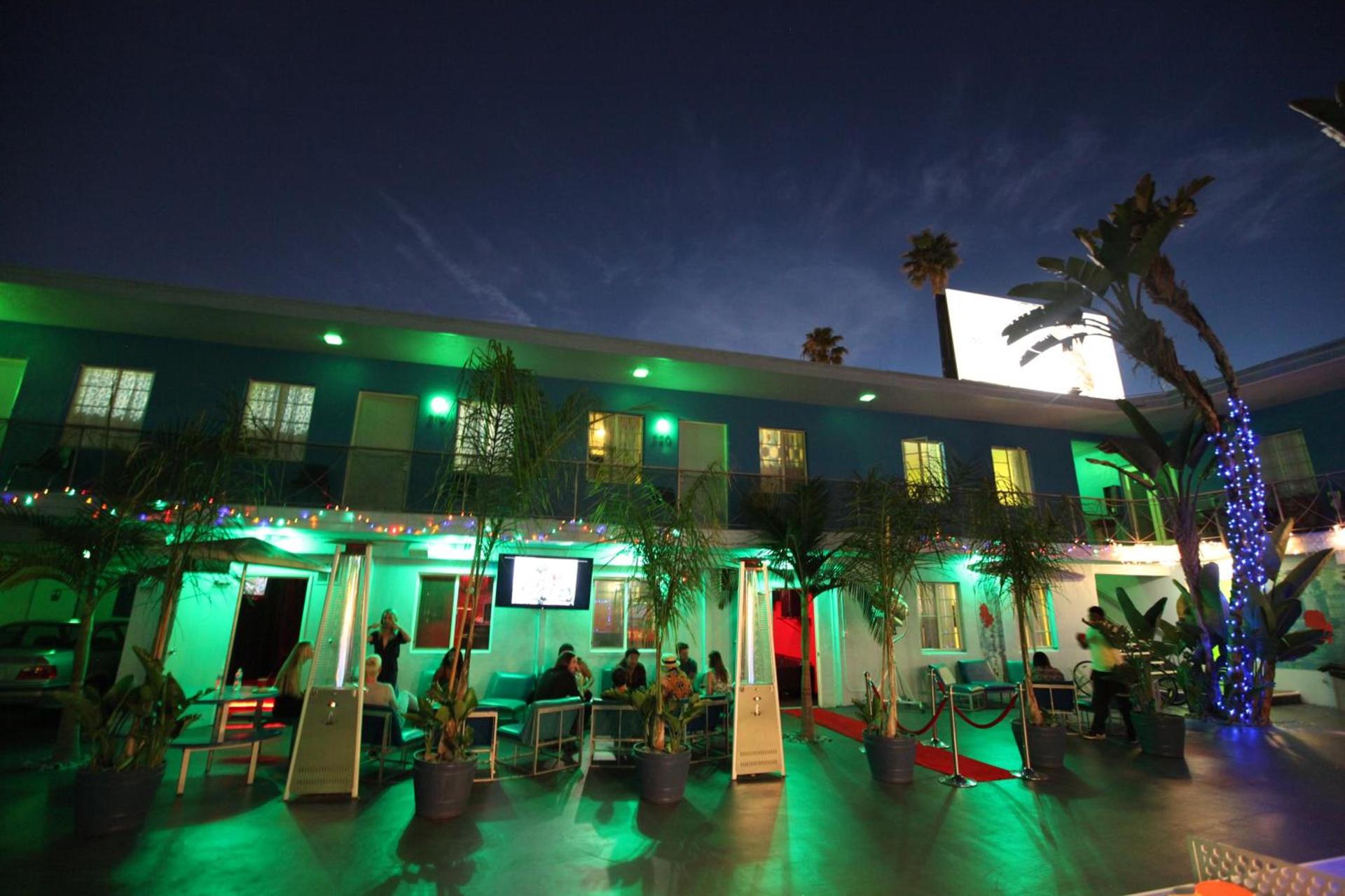 Banana Bungalow Hollywood Hotel & Hostel photo 14