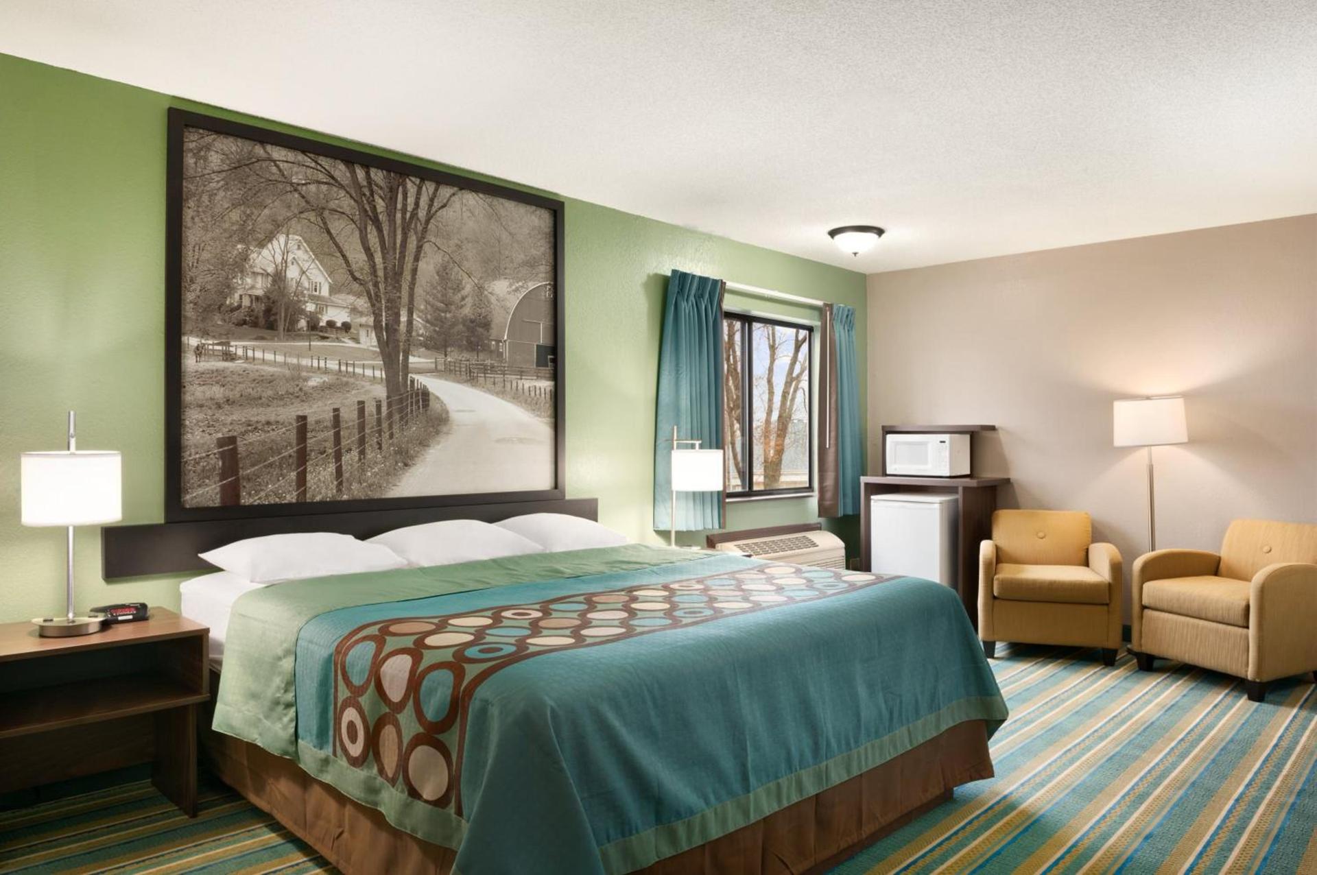 Super 8 by Wyndham Rantoul photo 32