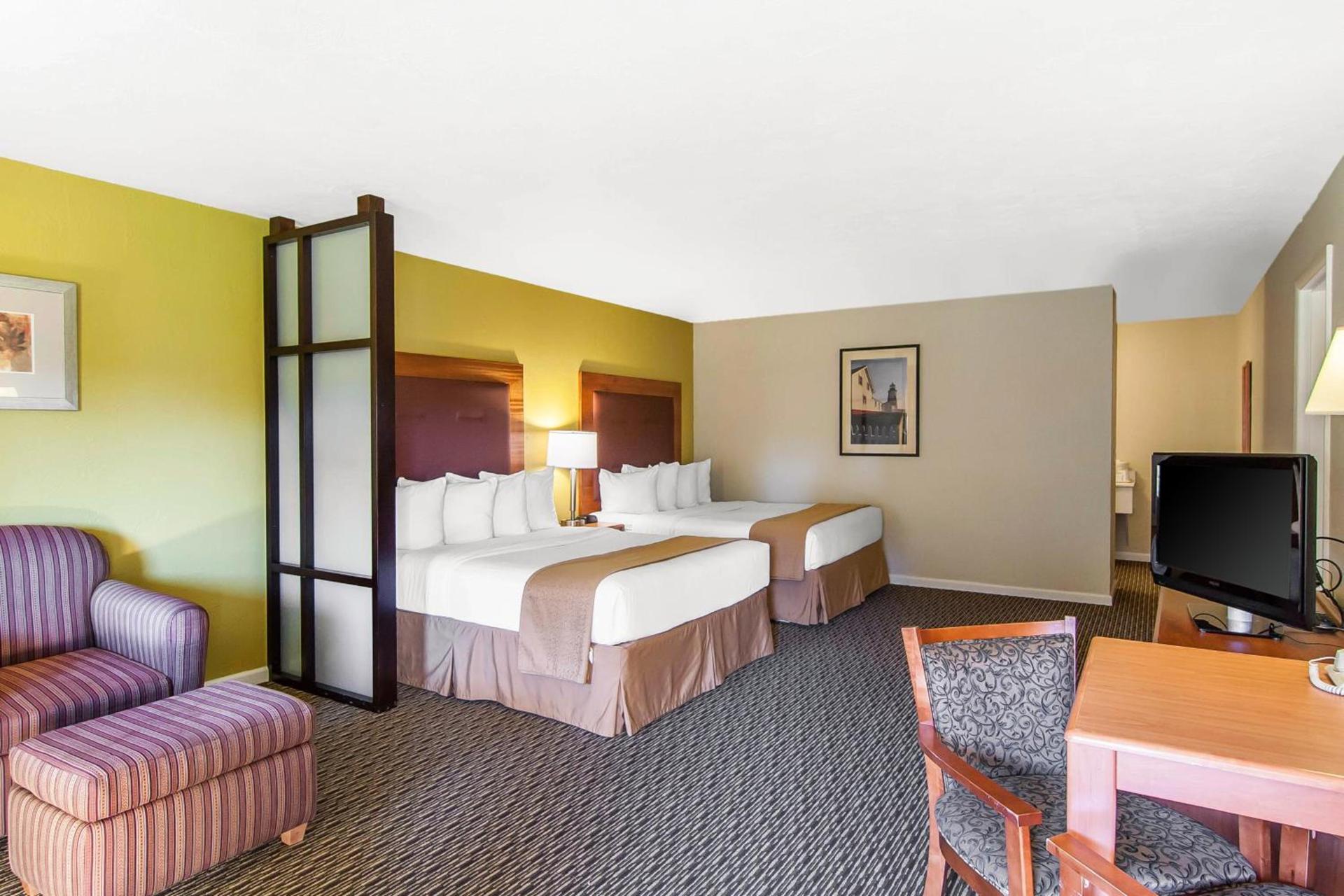 Quality Inn & Suites at Coos Bay photo 32