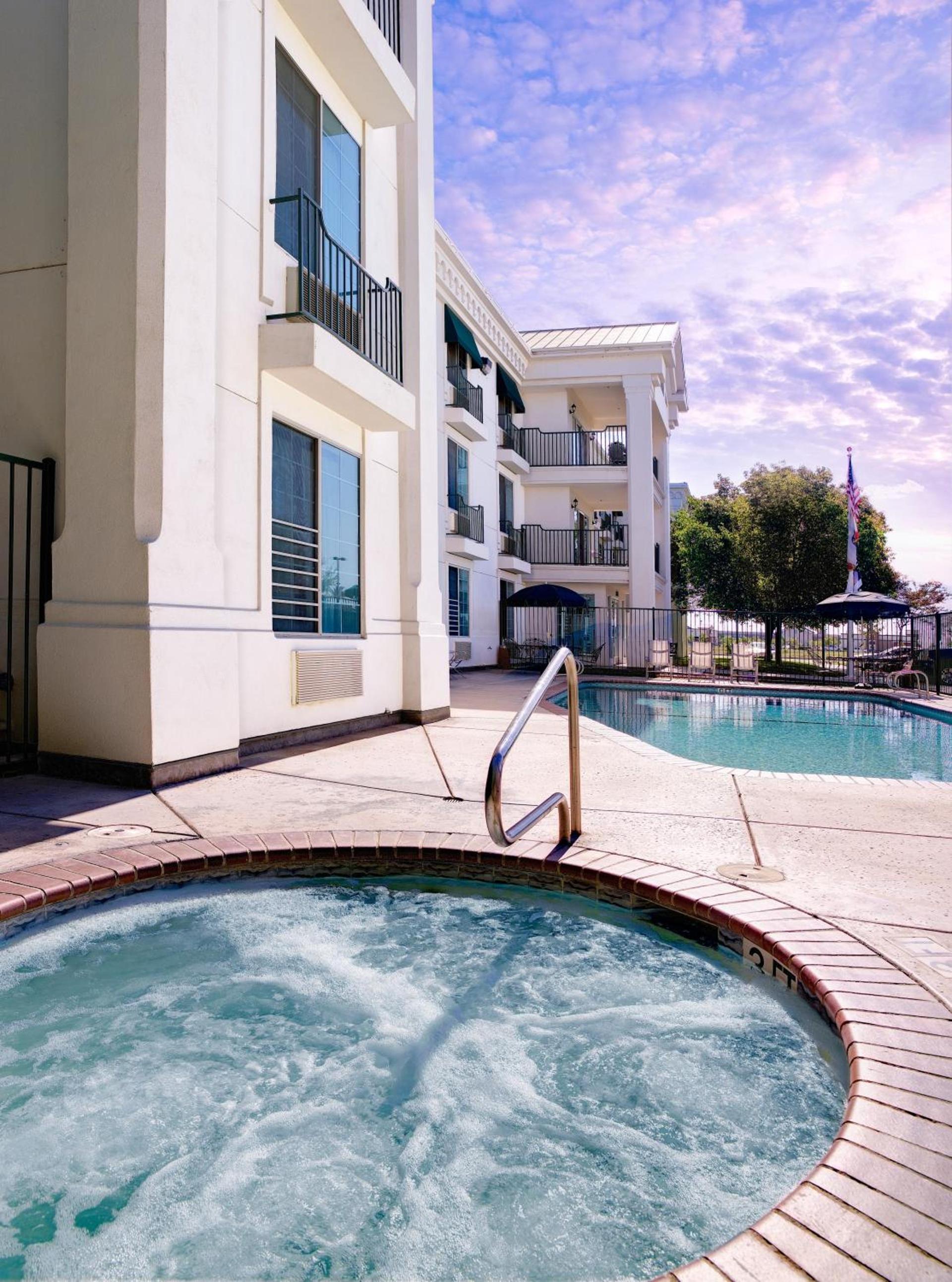 Tachi Palace Signature Hotel photo 4