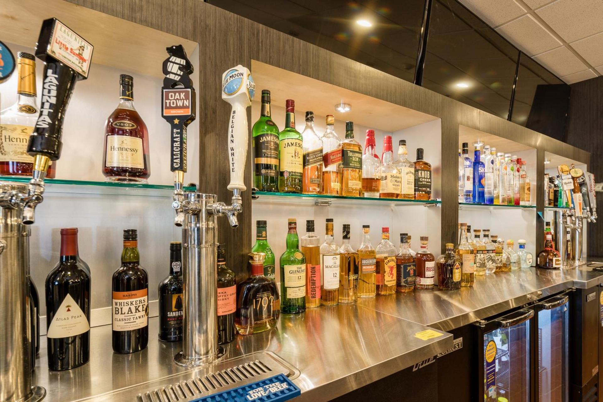 Radisson Hotel Oakland Airport photo 34