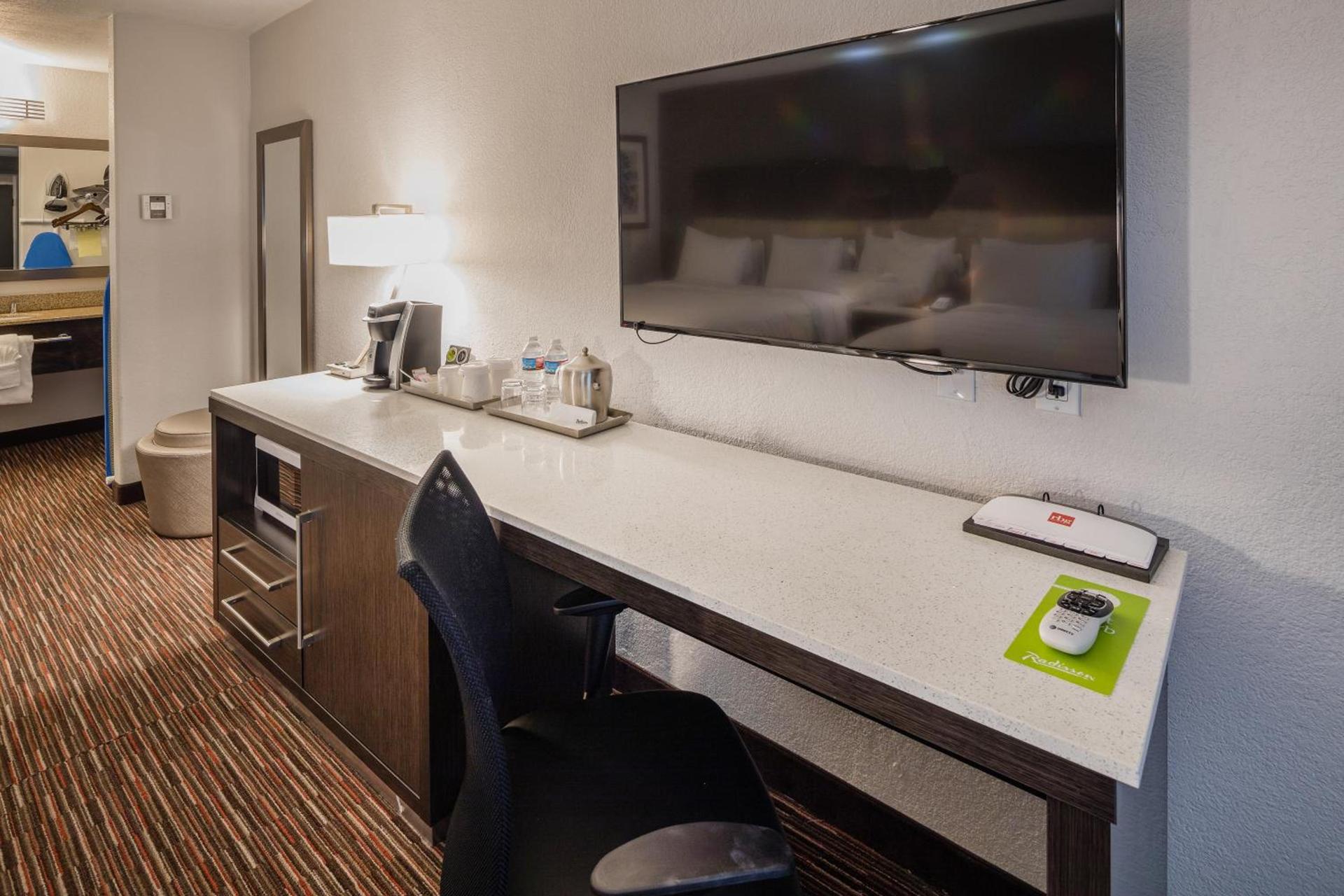Radisson Hotel Oakland Airport photo 25
