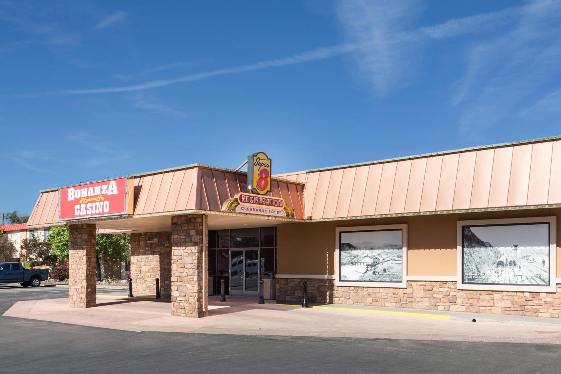 Super 8 by Wyndham Fallon photo 28