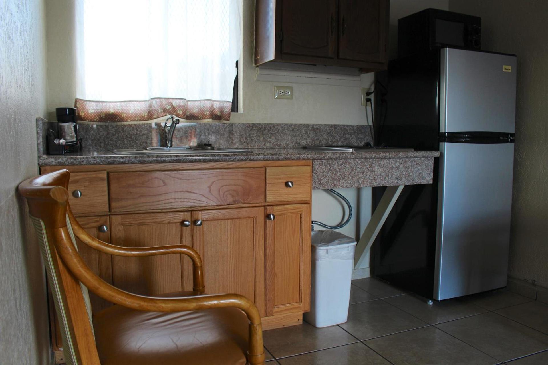Starlite Motel photo 30