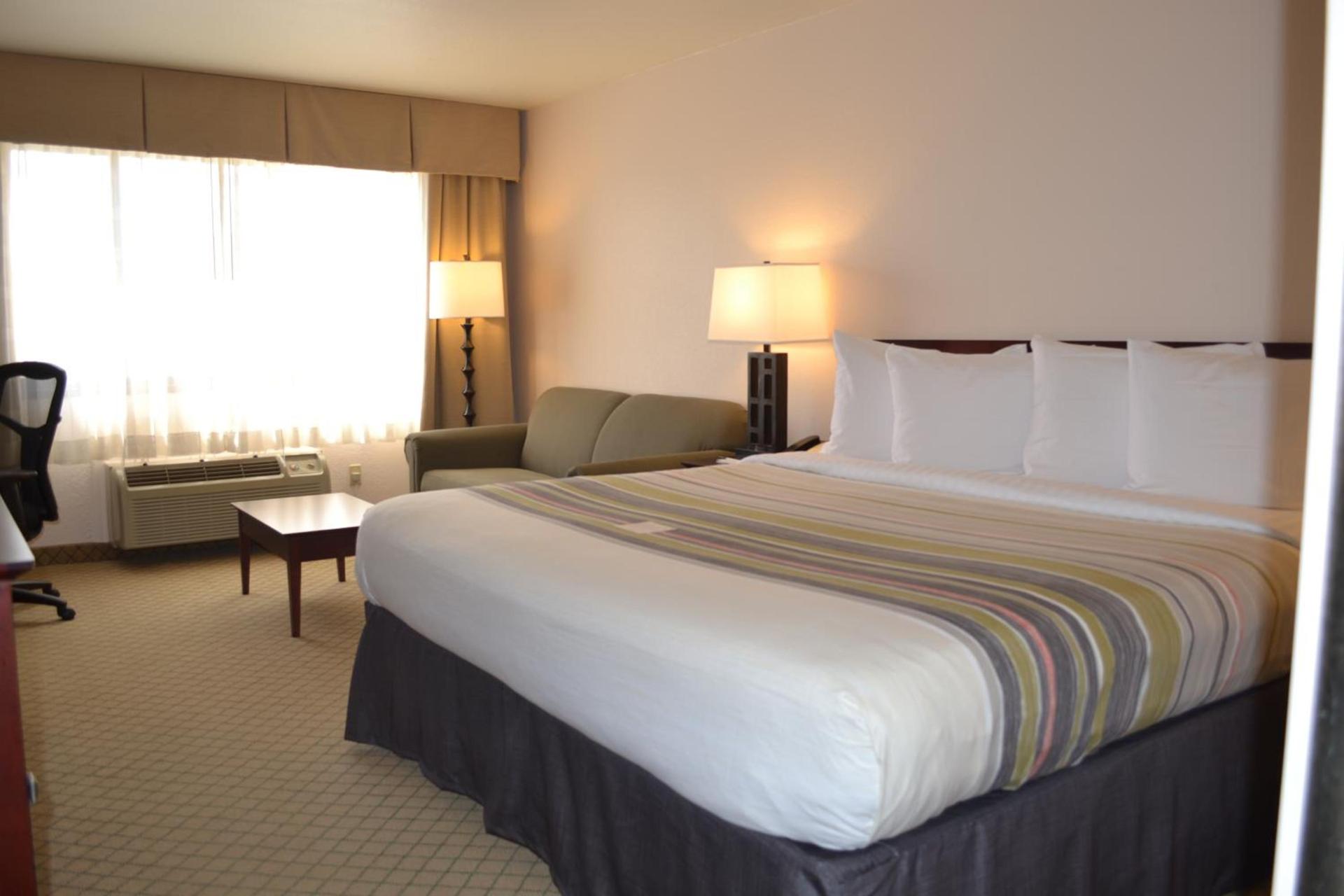 Country Inn & Suites by Radisson, Abingdon, VA photo 46