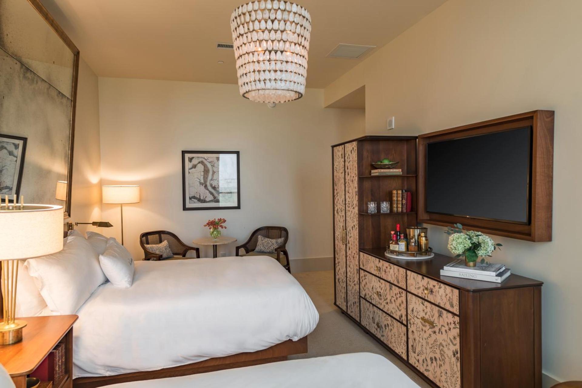 The Dewberry Charleston photo 24