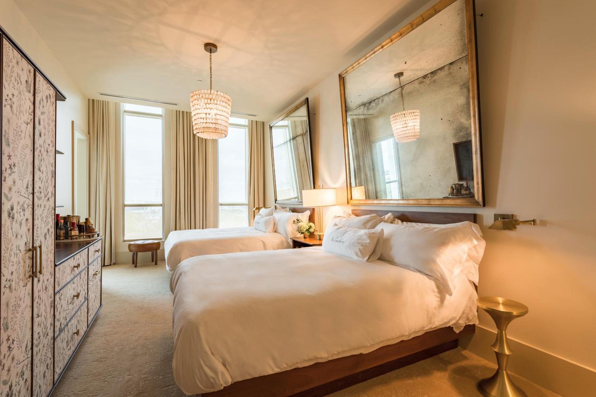 The Dewberry Charleston photo 26