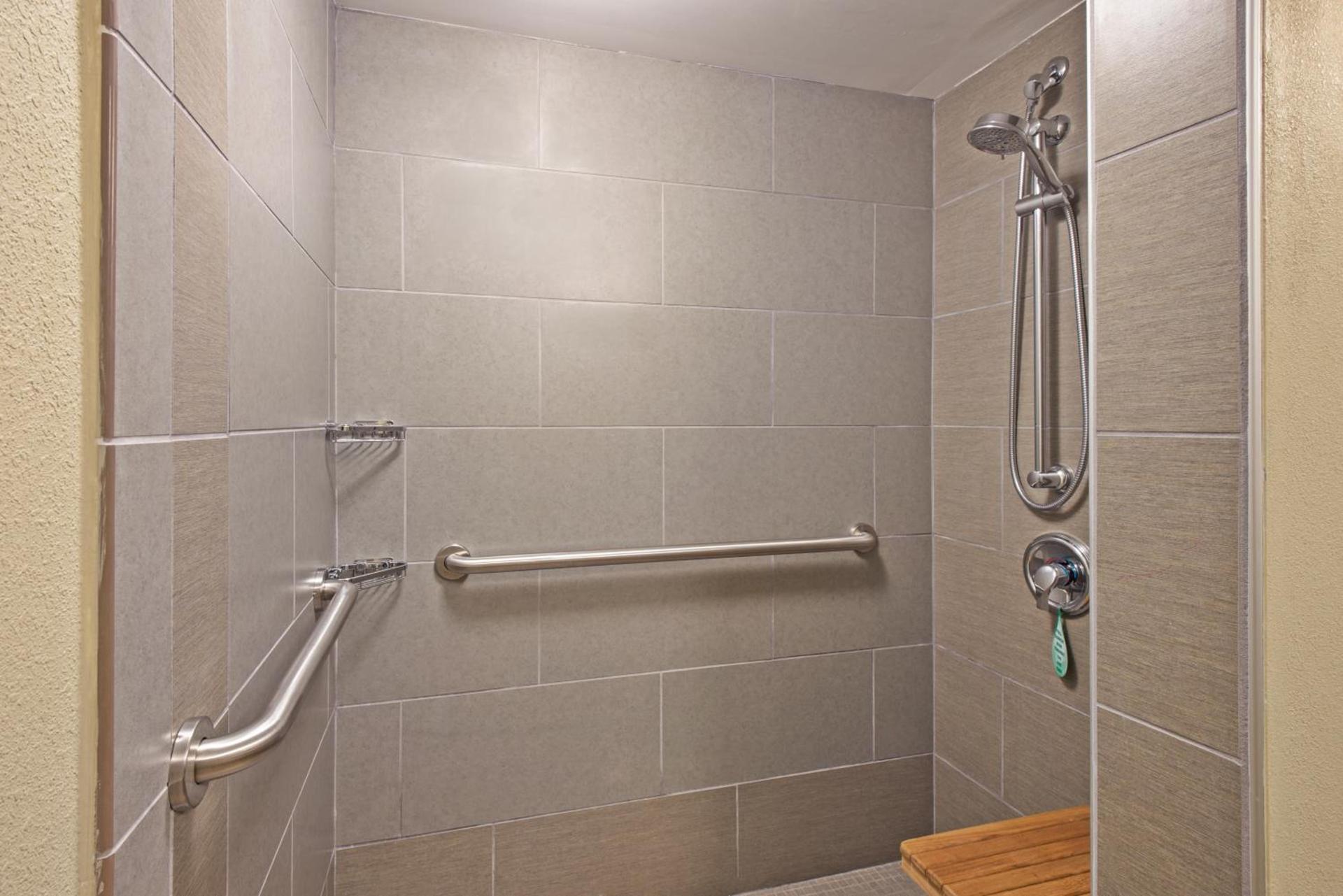 Holiday Inn Harrisburg East by IHG photo 7