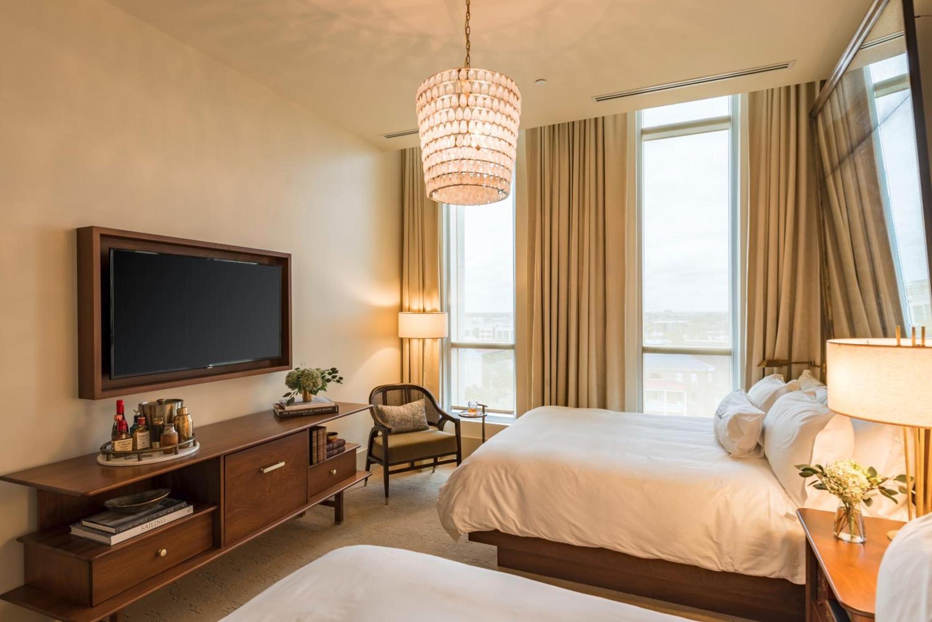 The Dewberry Charleston photo 17