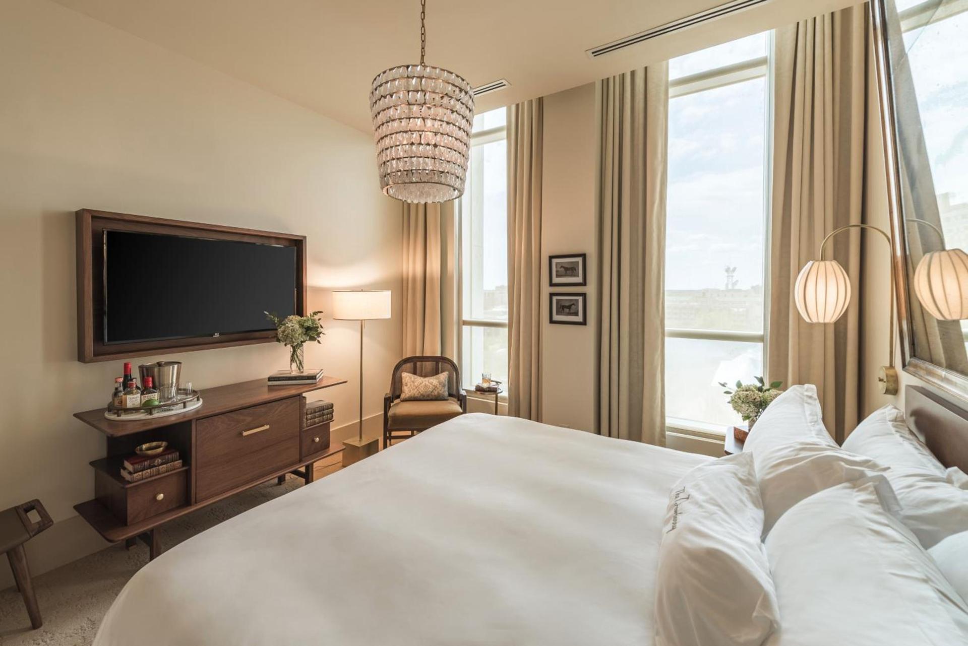 The Dewberry Charleston photo 15