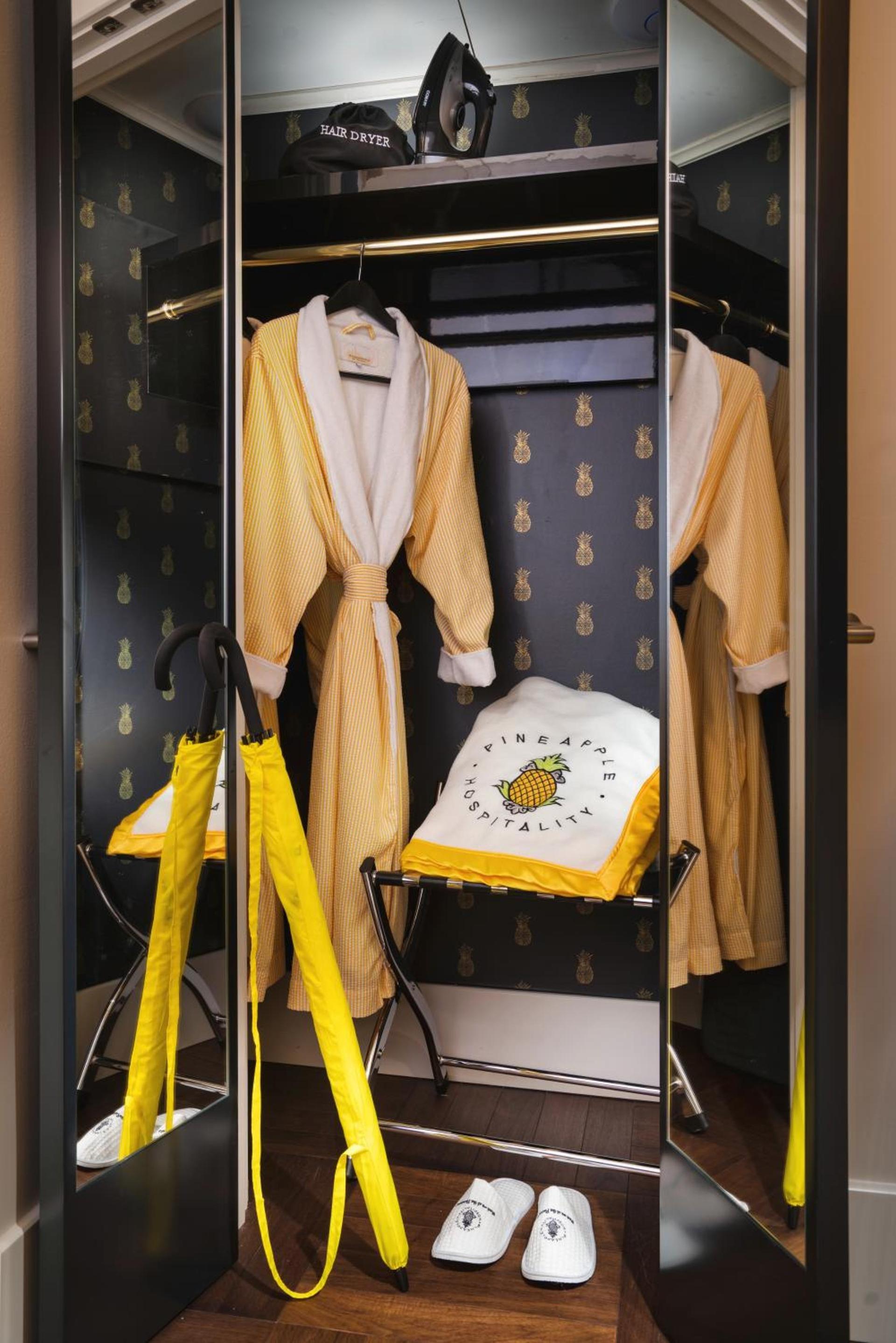 Staypineapple, An Elegant Hotel, Union Square photo 19