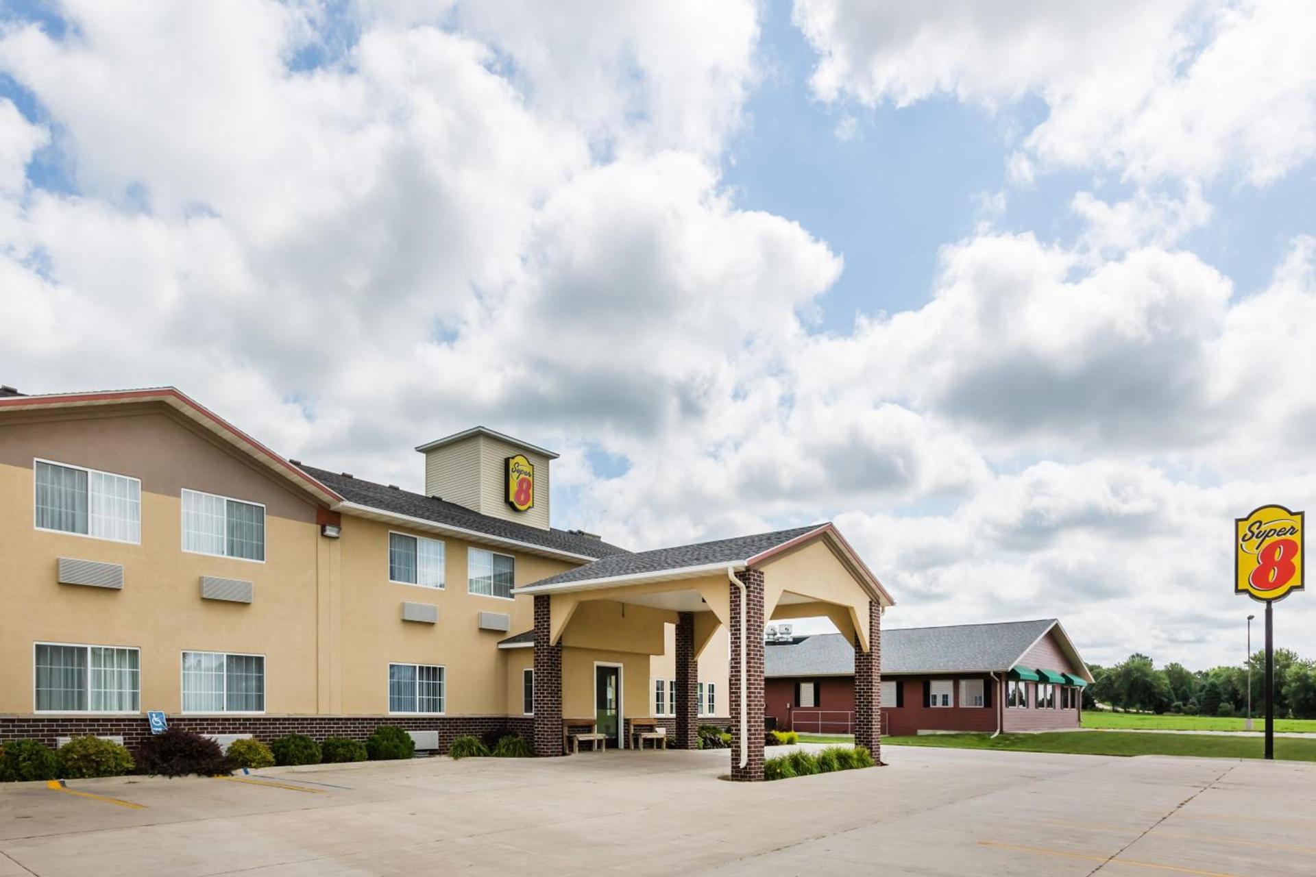 Super 8 by Wyndham Ida Grove photo 30