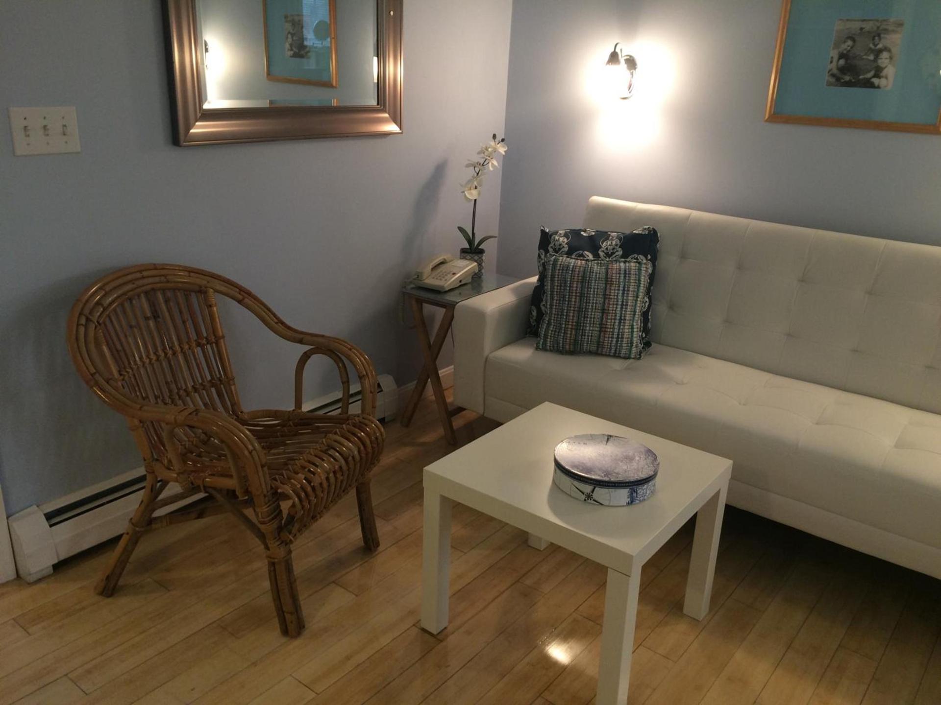 The Edgewater photo 30