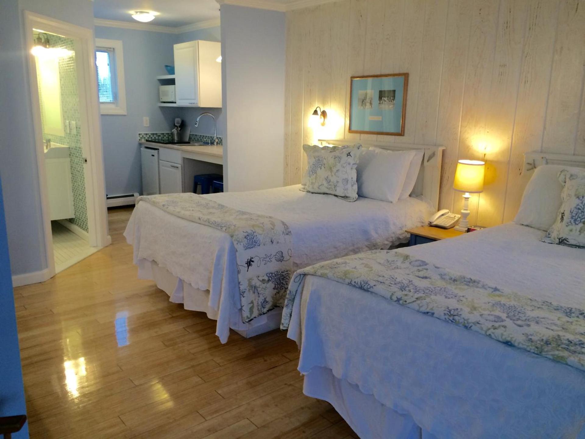 The Edgewater photo 27