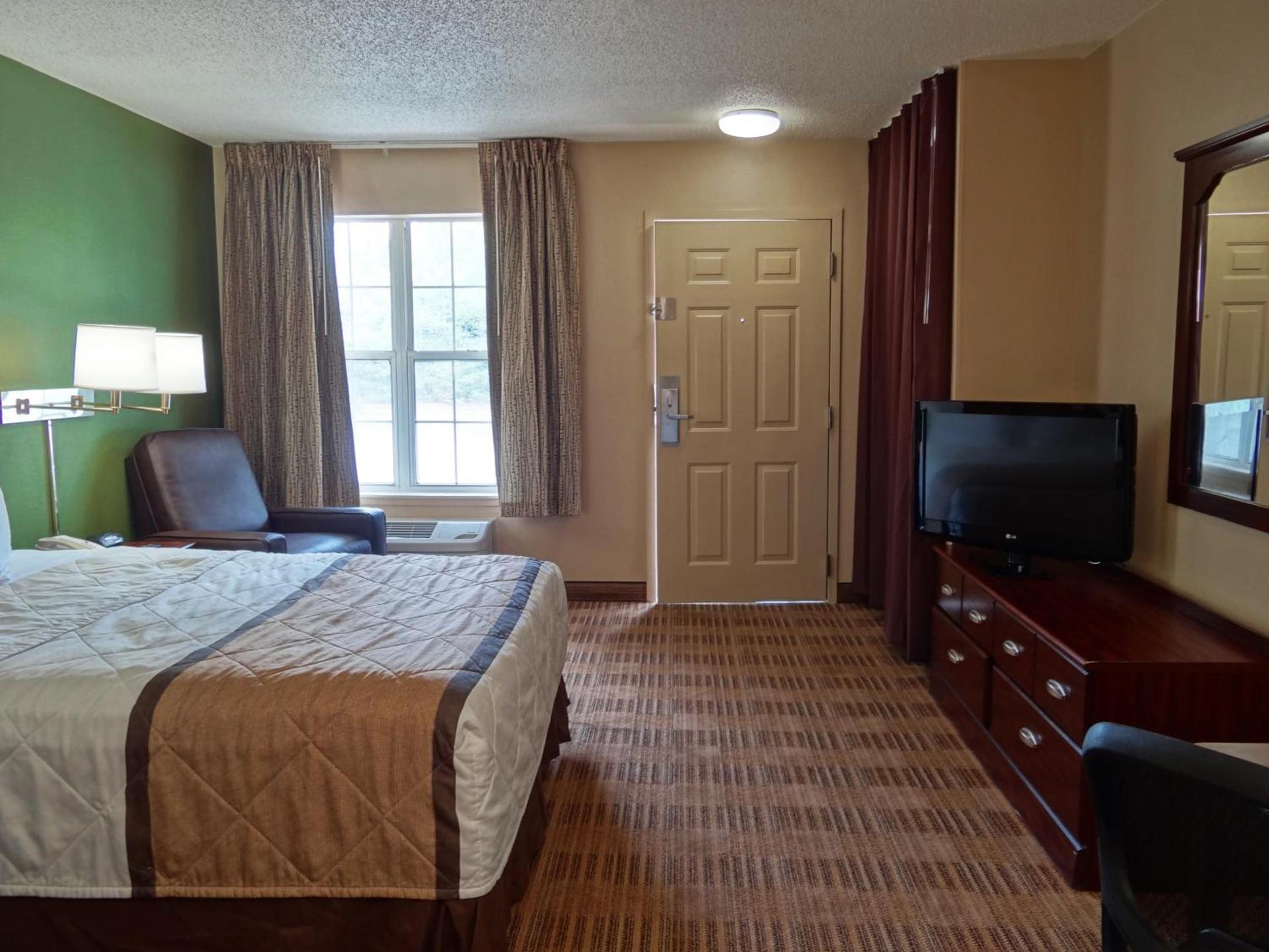 Extended Stay America Suites - Fort Lauderdale - Cypress Creek - Andrews Ave photo 38