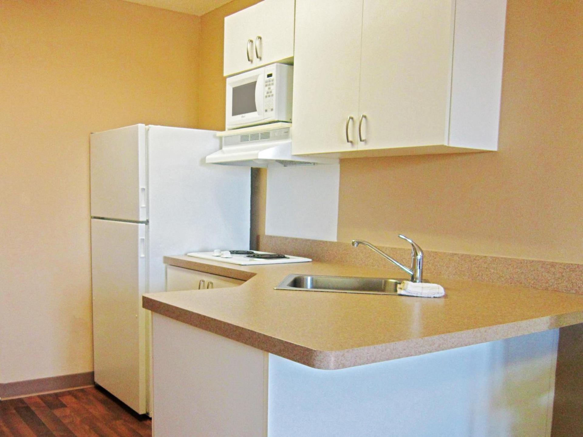 Extended Stay America Suites - Fort Lauderdale - Cypress Creek - Andrews Ave photo 39