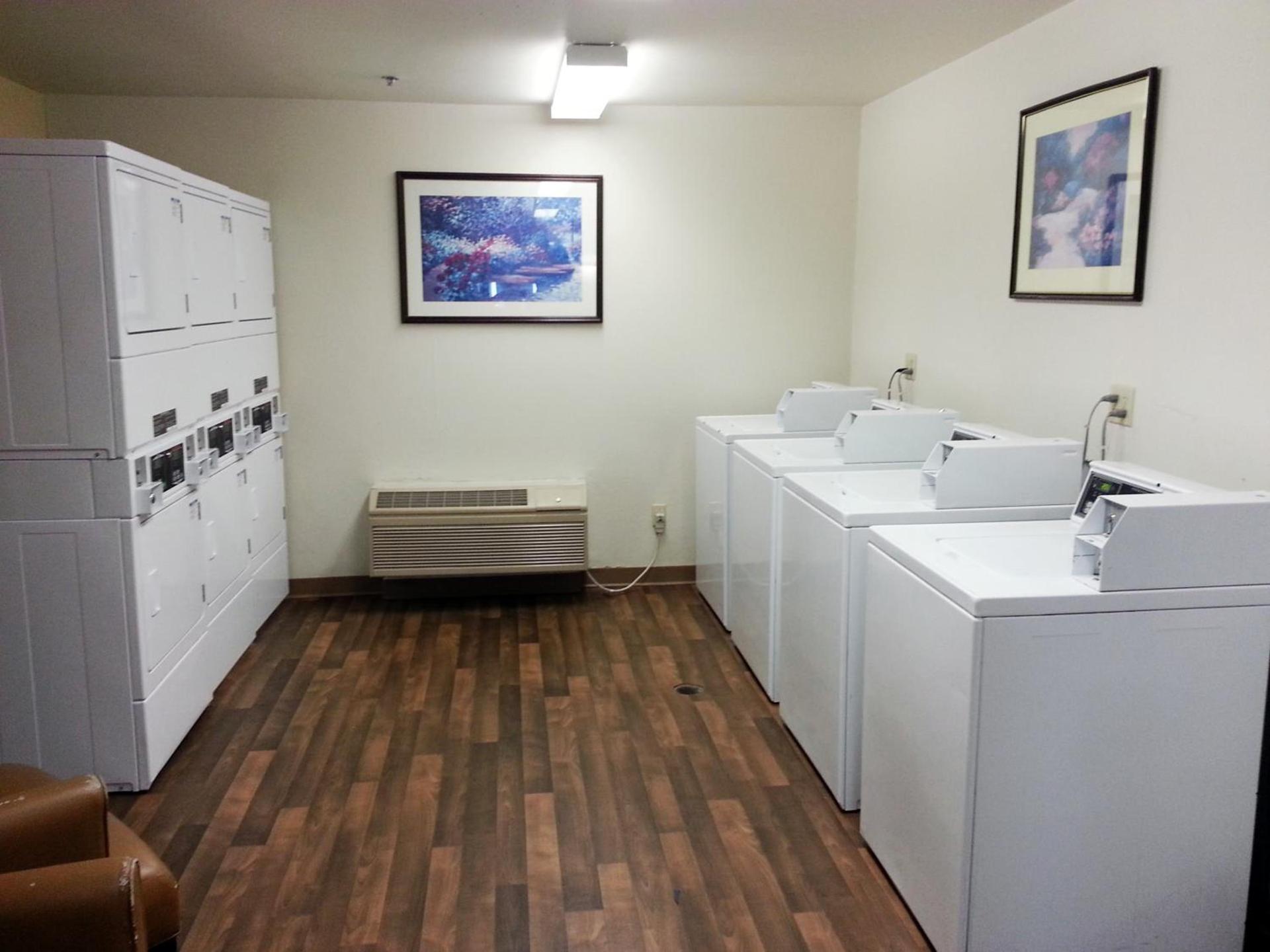 Suburban Studios photo 52