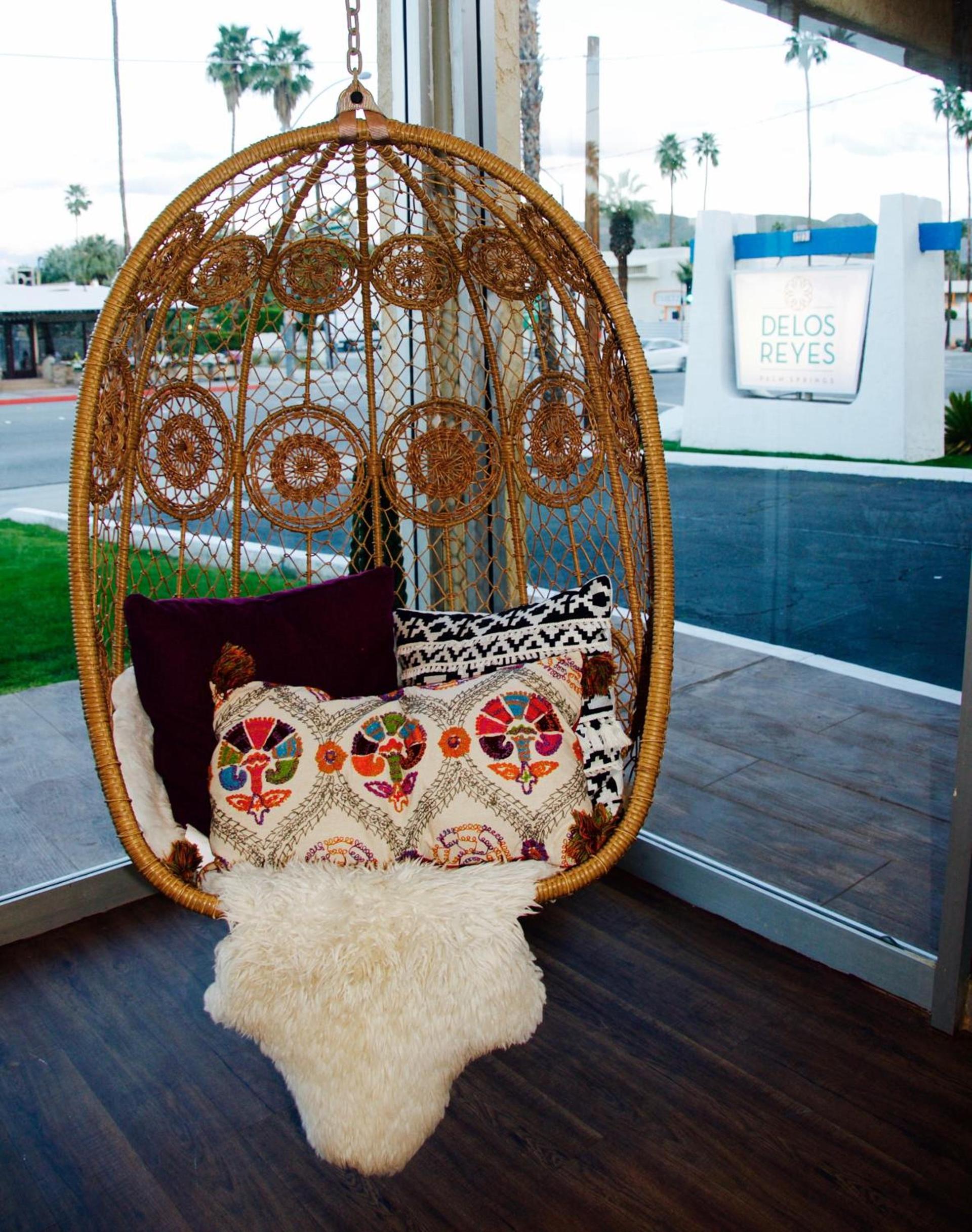 Delos Reyes Palm Springs photo 41