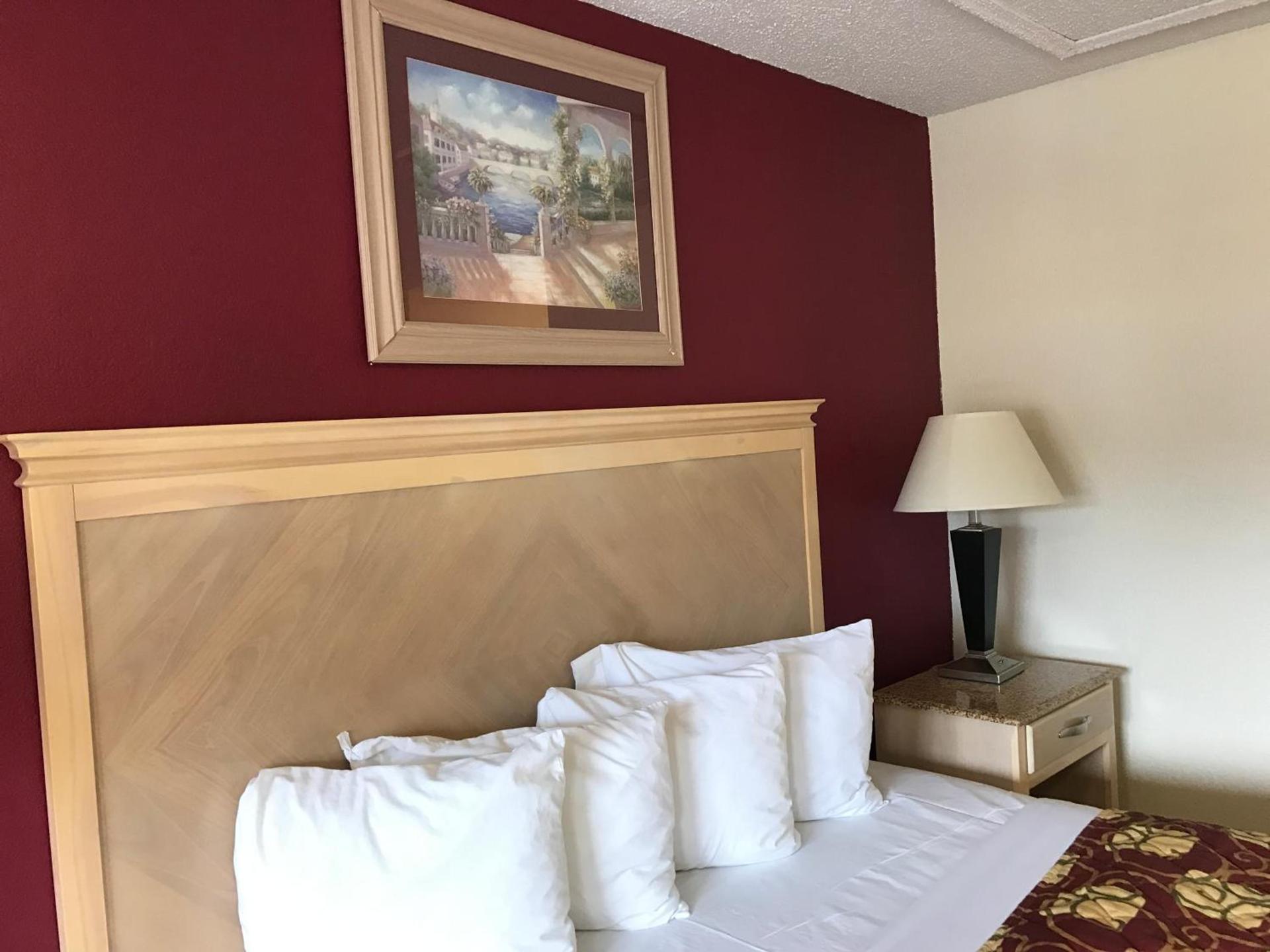 Crystal Inn and Suites photo 3