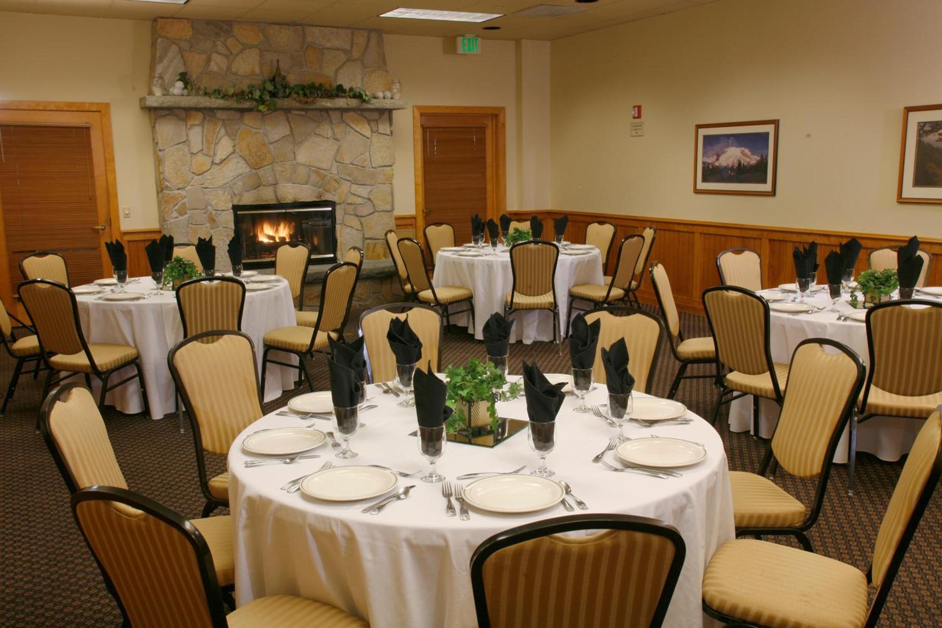 The Portlander Inn and Marketplace photo 17