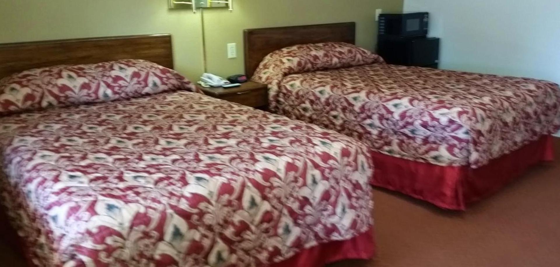Travelers Inn photo 5