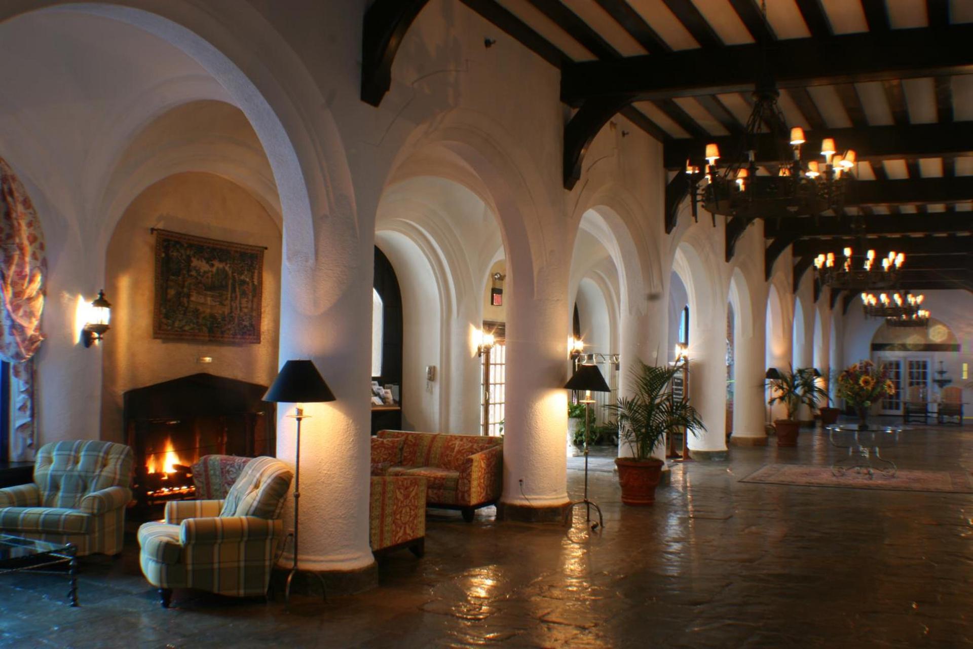Montauk Manor photo 15