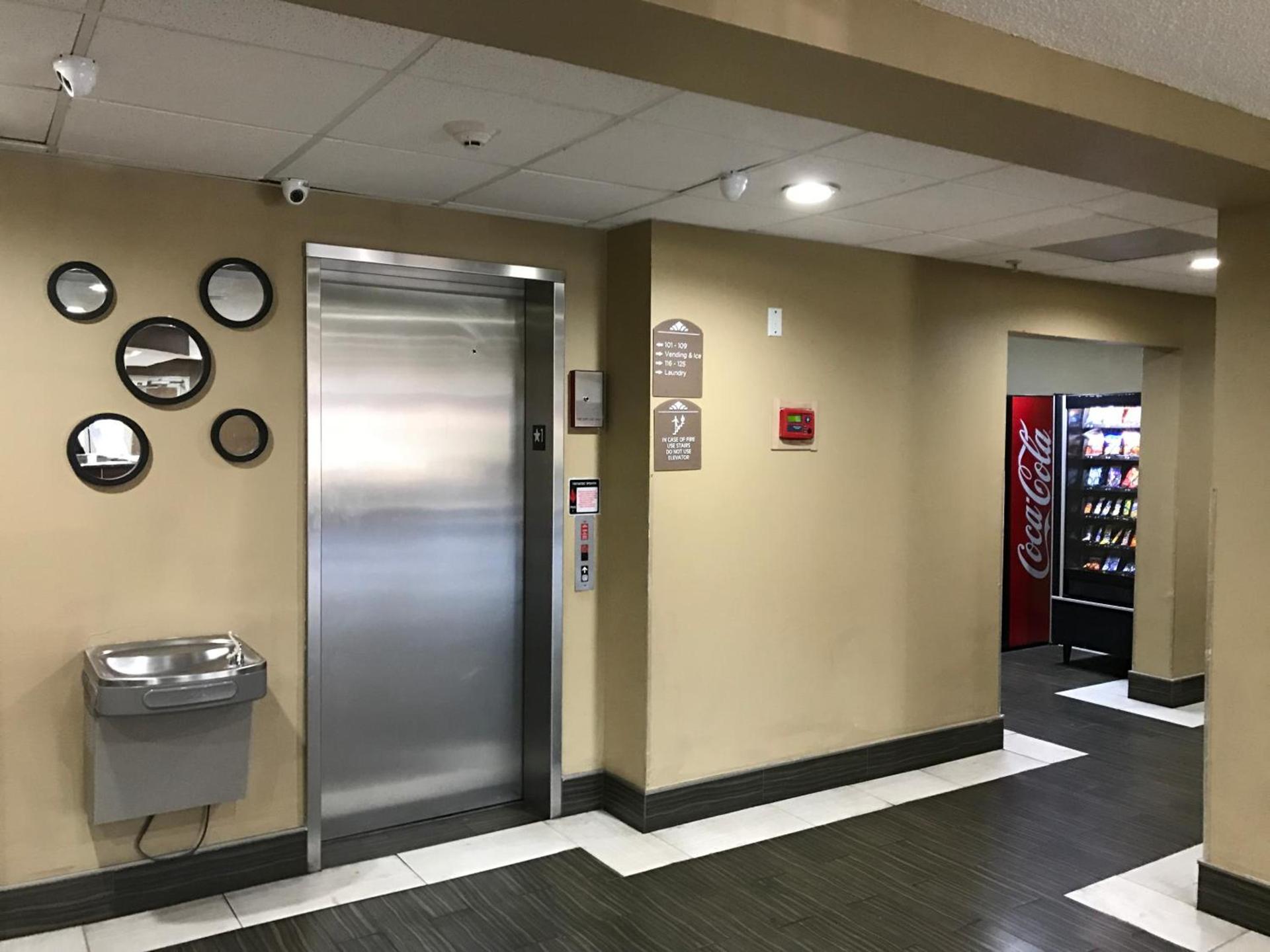 Microtel Inn & Suites by Wyndham Lithonia/Stone Mountain photo 9