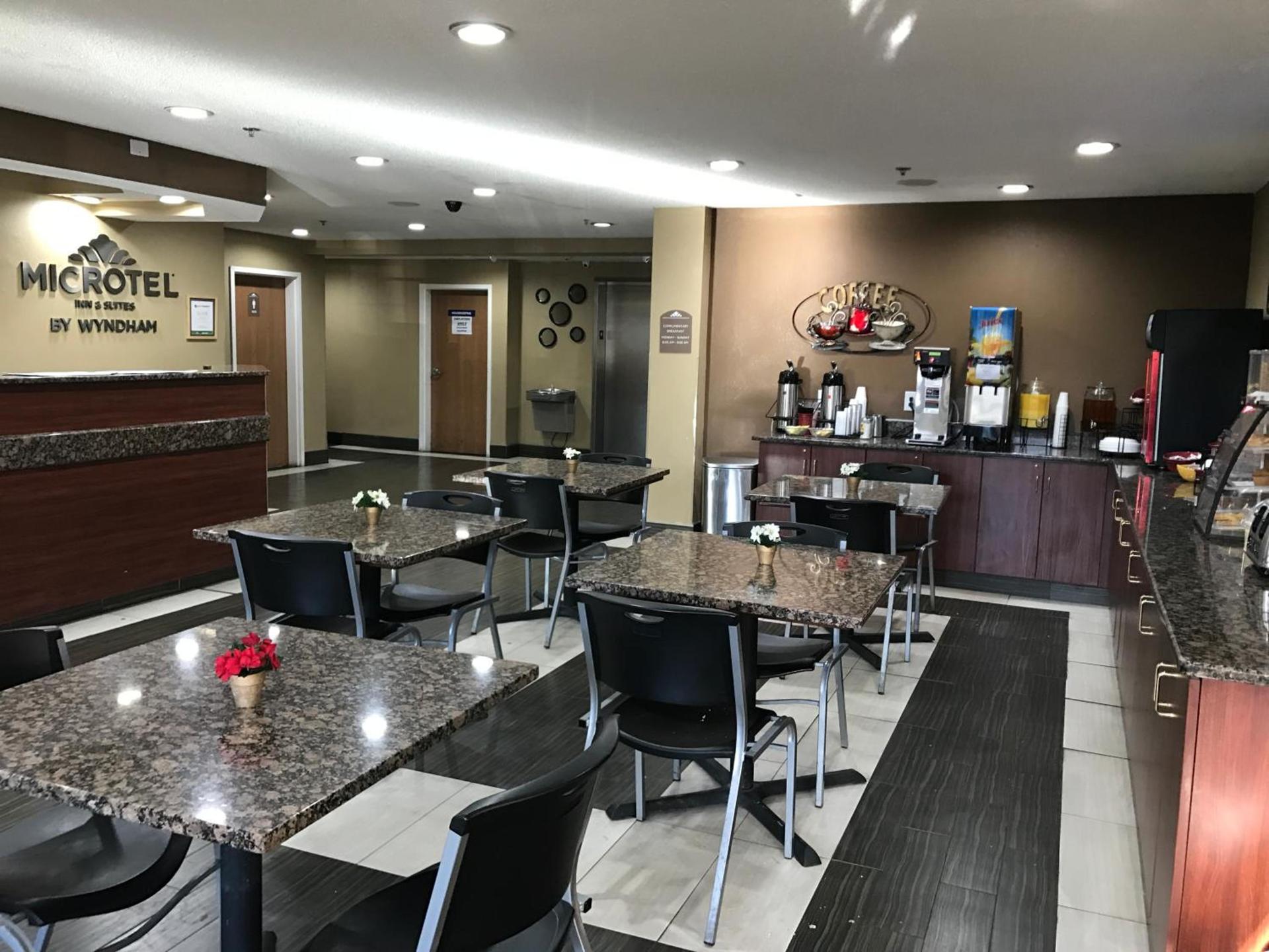 Microtel Inn & Suites by Wyndham Lithonia/Stone Mountain photo 14