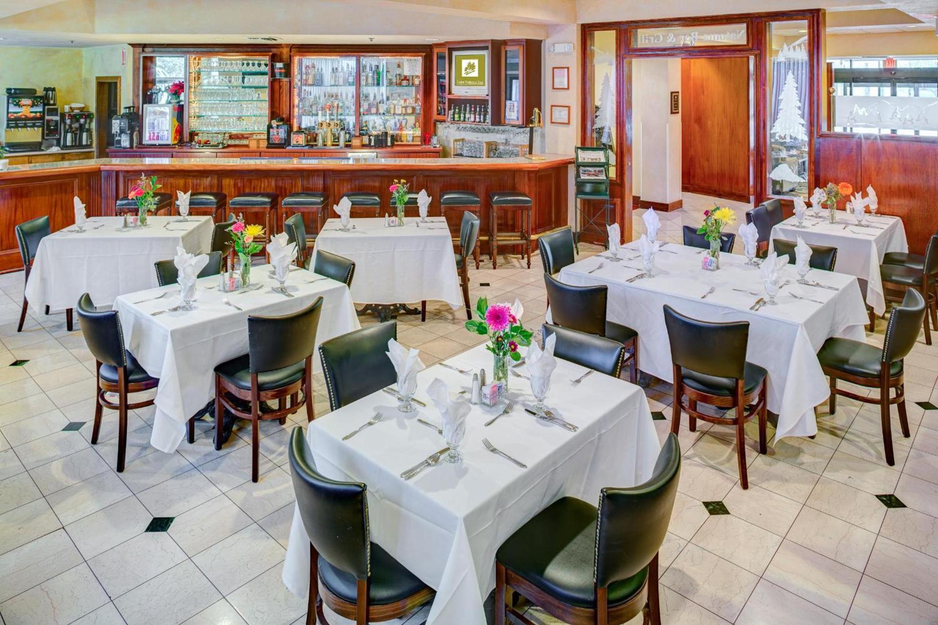 Lake Natoma Inn photo 4