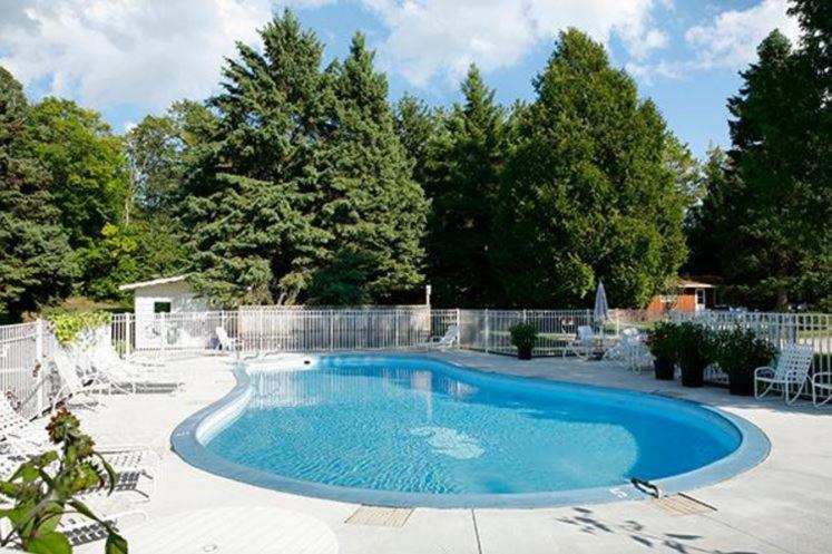 Peninsula Park-View Resort photo 32