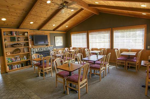 Poulsbo Inn & Suites photo 7
