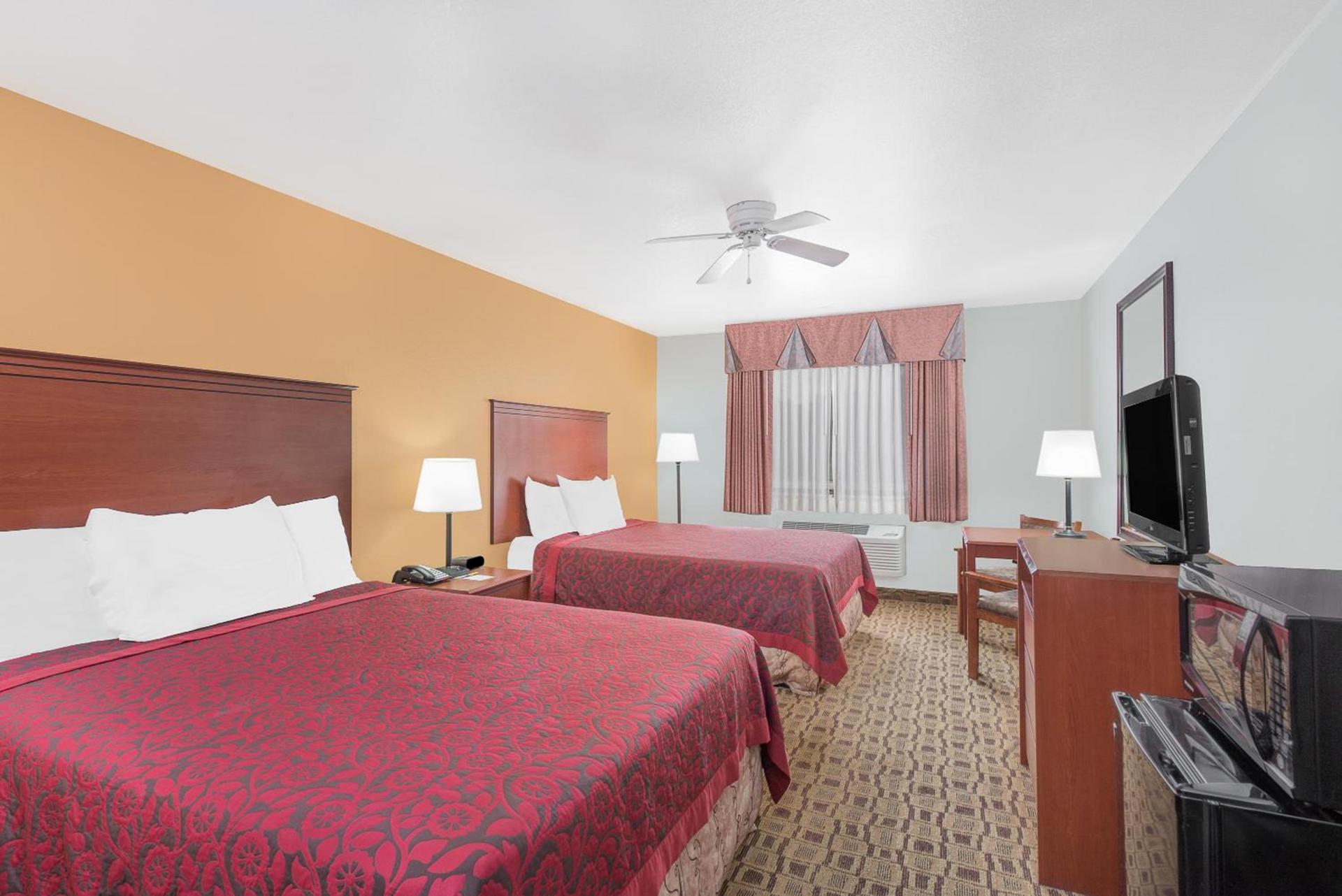 Days Inn by Wyndham Lamar photo 29