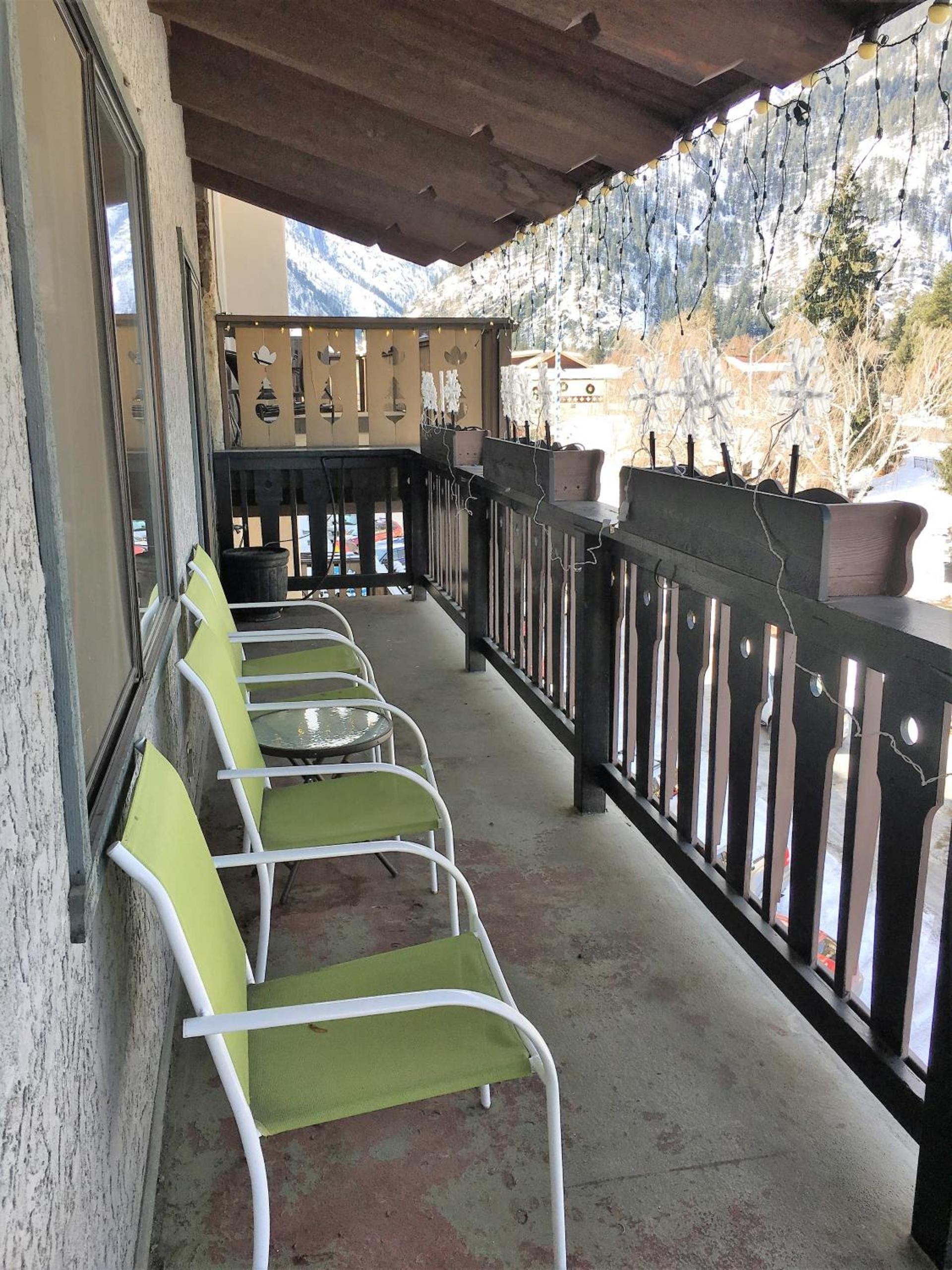 Der Sportsmann Suites photo 9