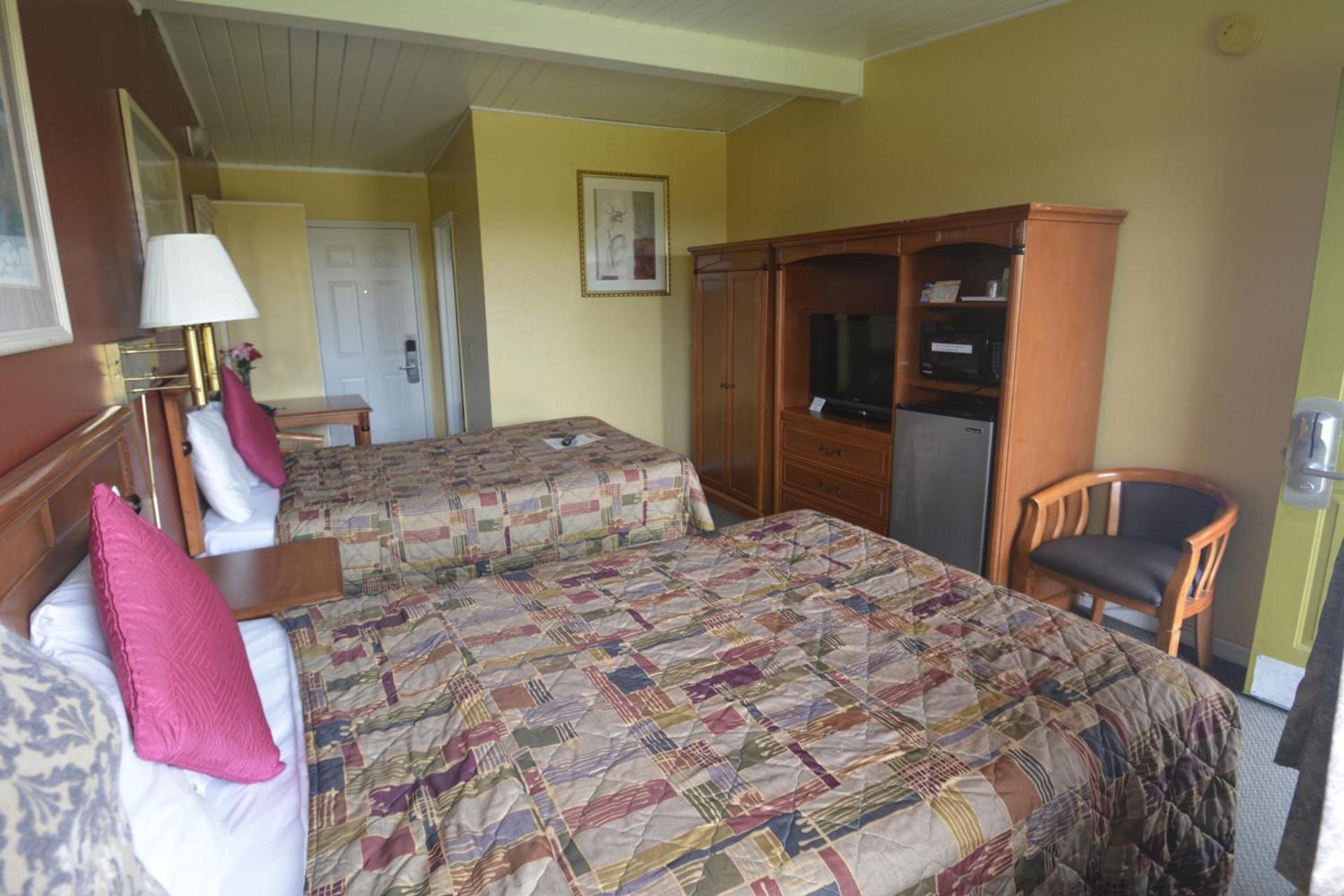 Gateway Inn photo 24