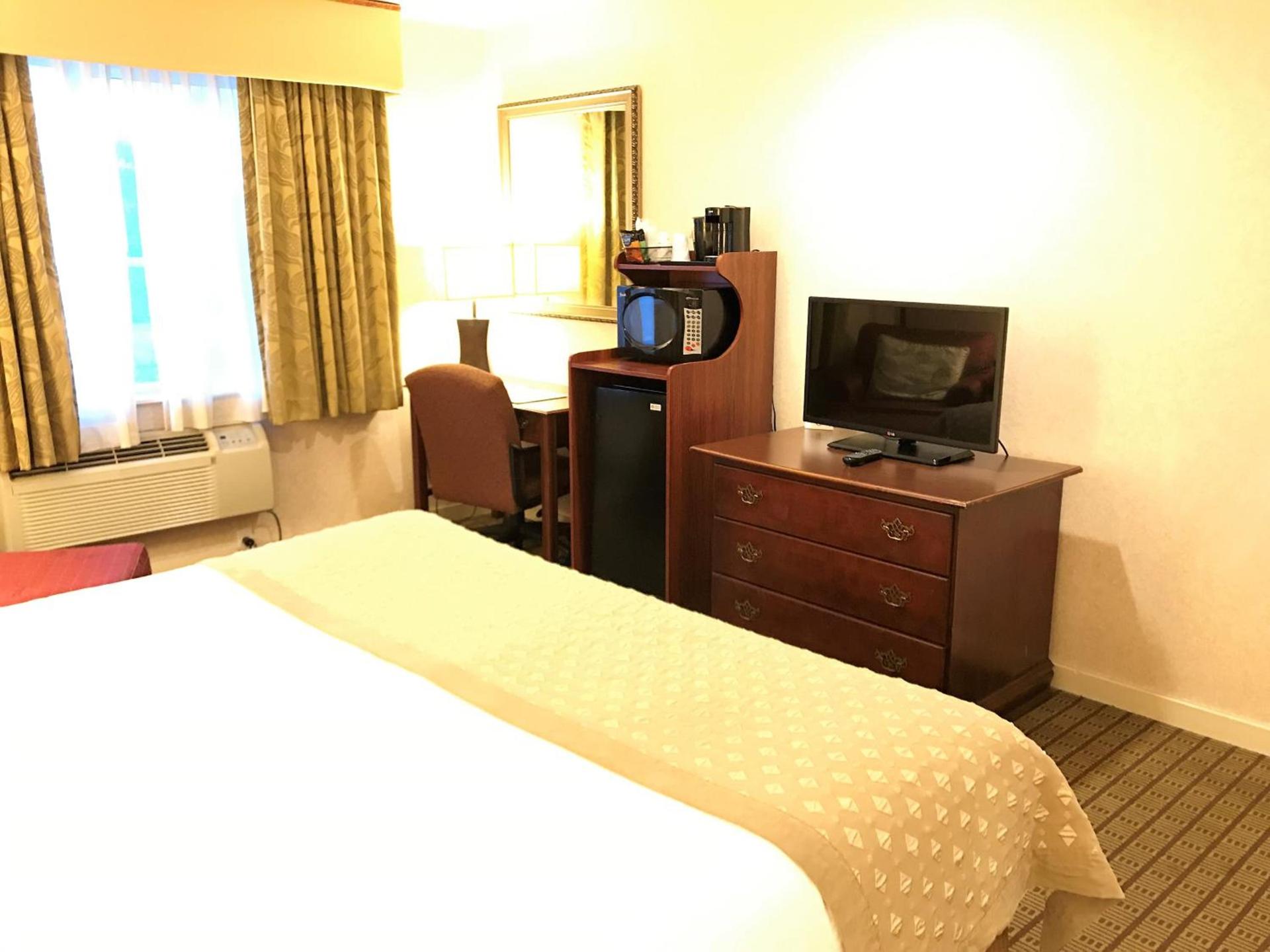 Ramada by Wyndham Draper, Utah photo 22
