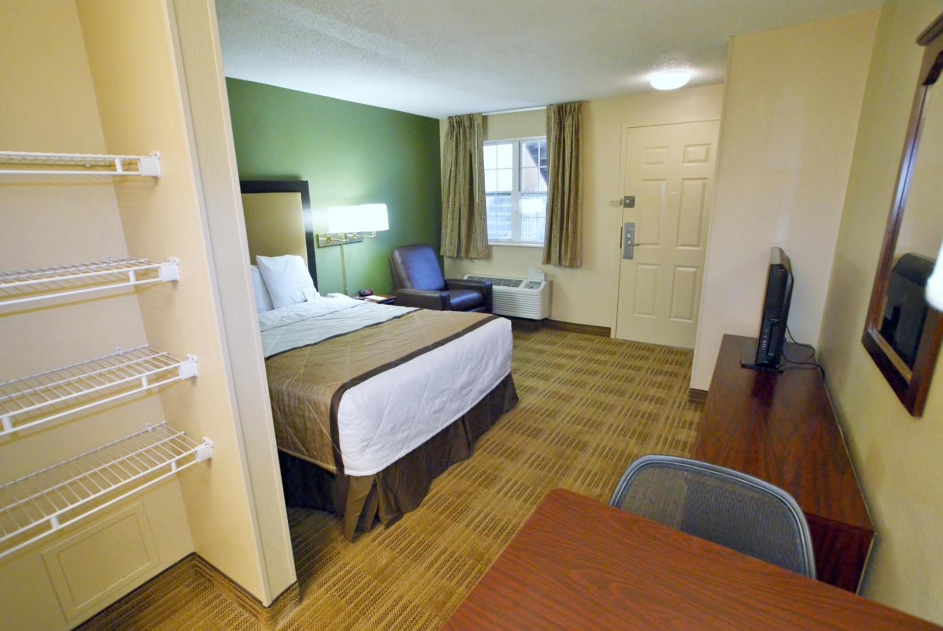 Extended Stay America Select Suites - Nashville - Airport photo 14
