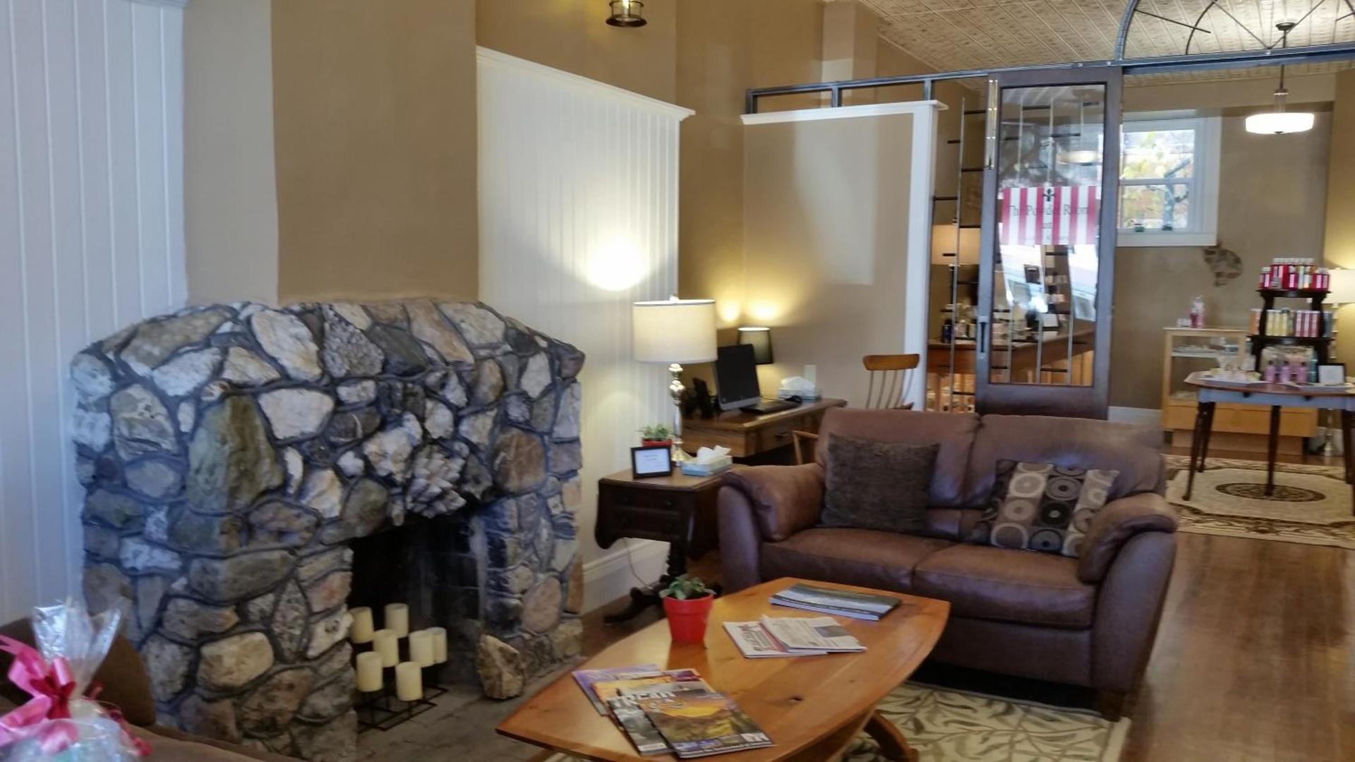 Hotel Ouray - for 12 years old and over photo 98